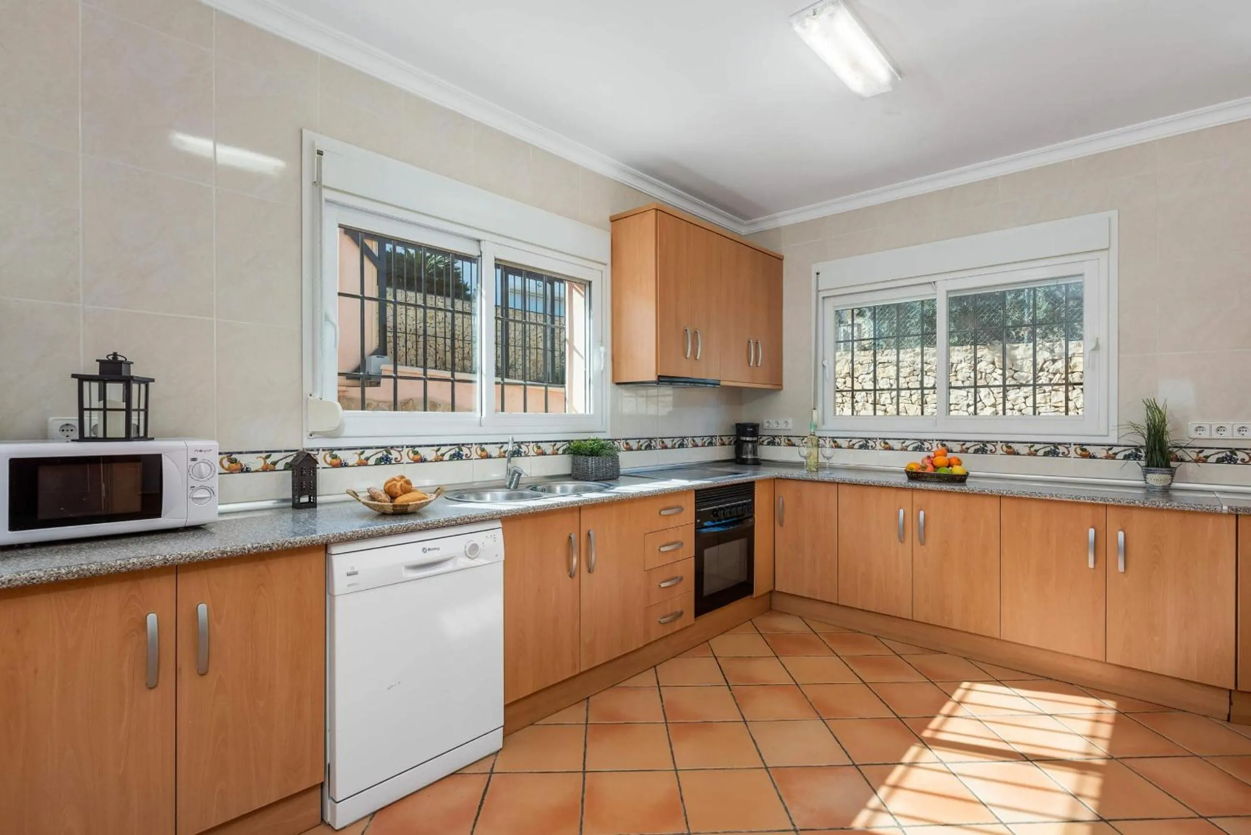 Kitchen or kitchenette in Villa Amanda - PlusHolidays