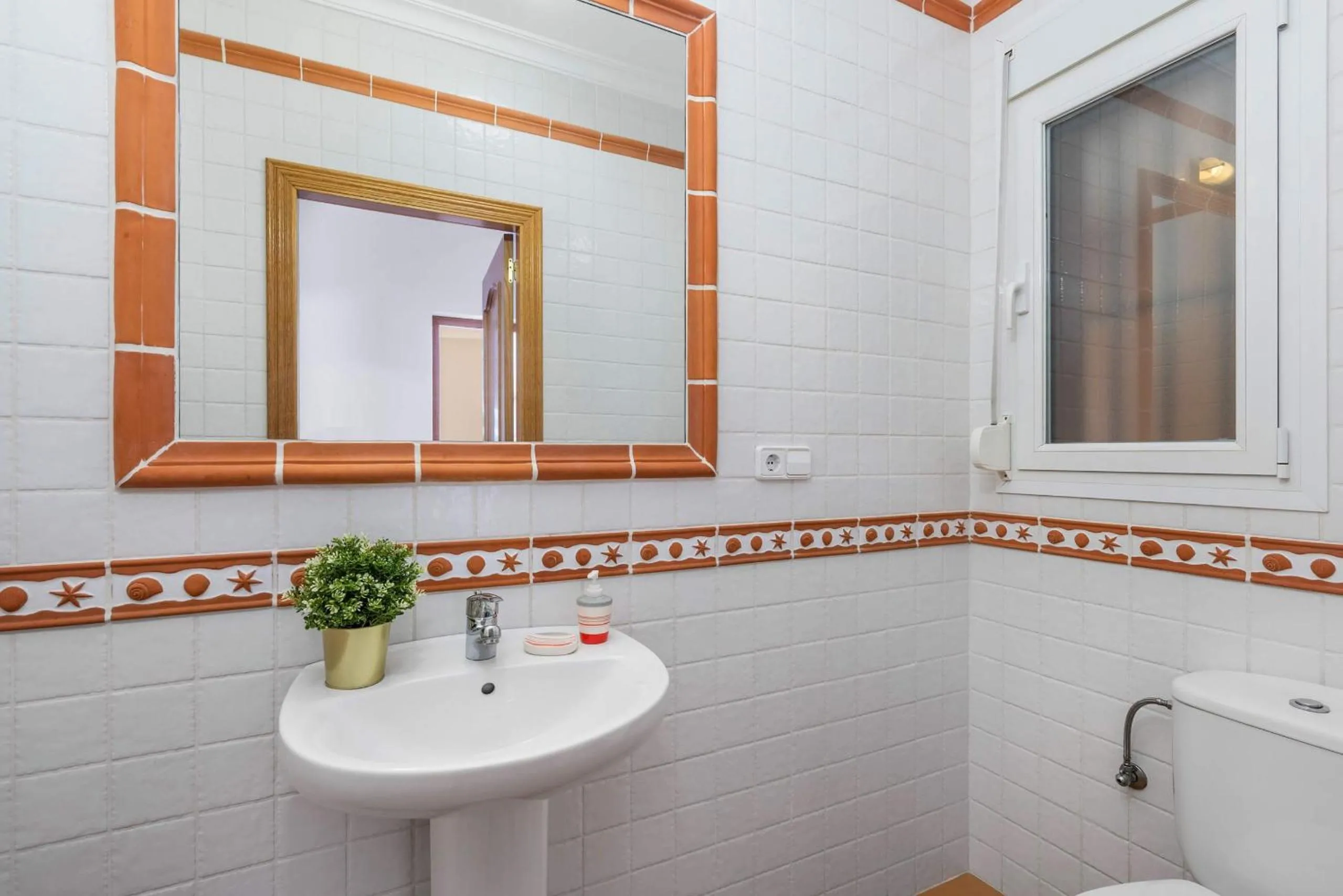 Bathroom in Villa Amanda - PlusHolidays