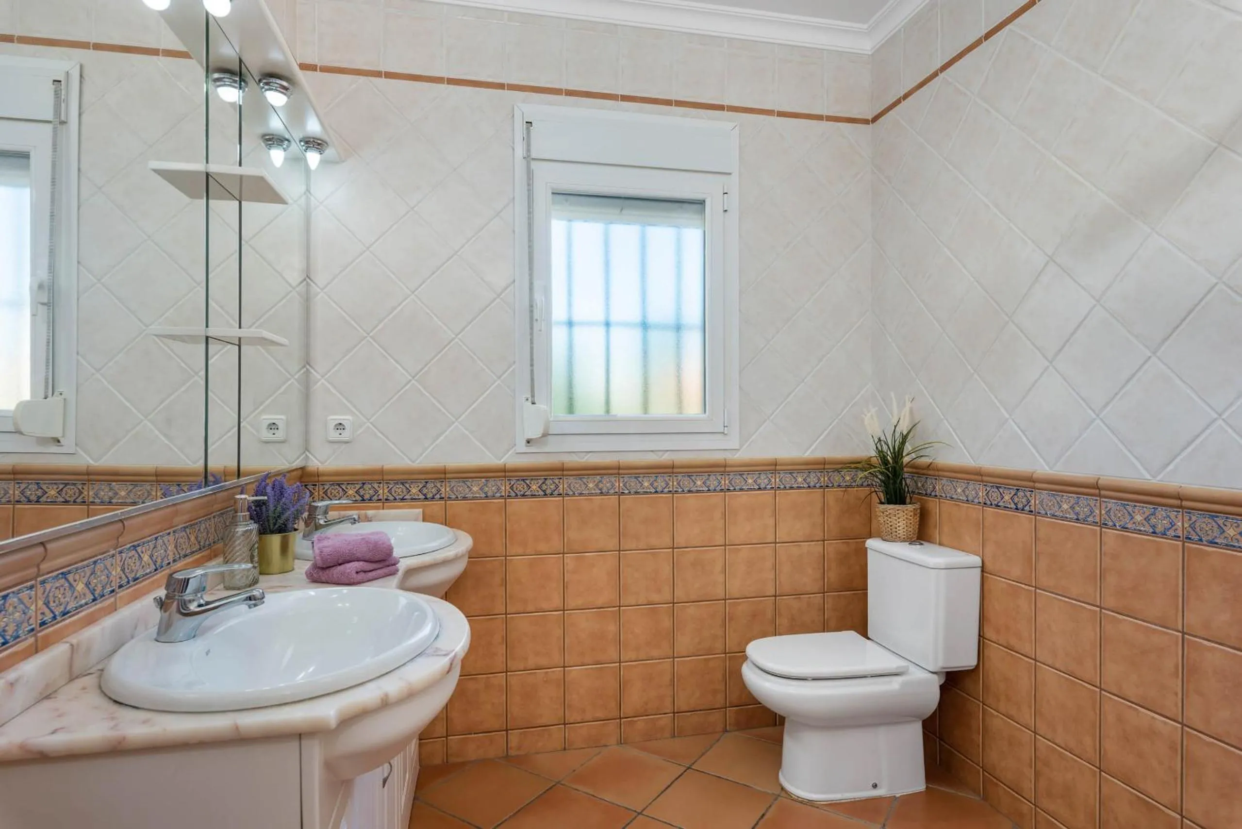 Bathroom in Villa Amanda - PlusHolidays