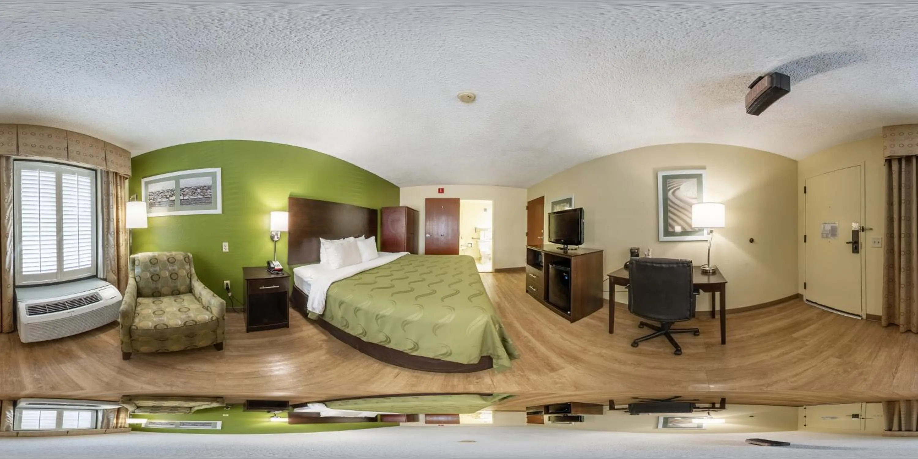 Bedroom, Bed in Quality Inn Albany