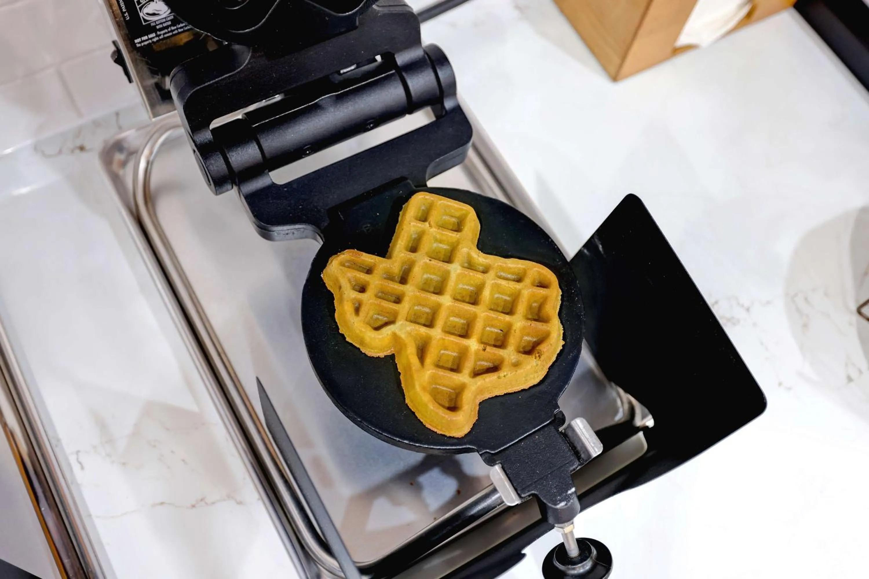 Breakfast in Hampton Inn & Suites Houston East Beltway 8, Tx