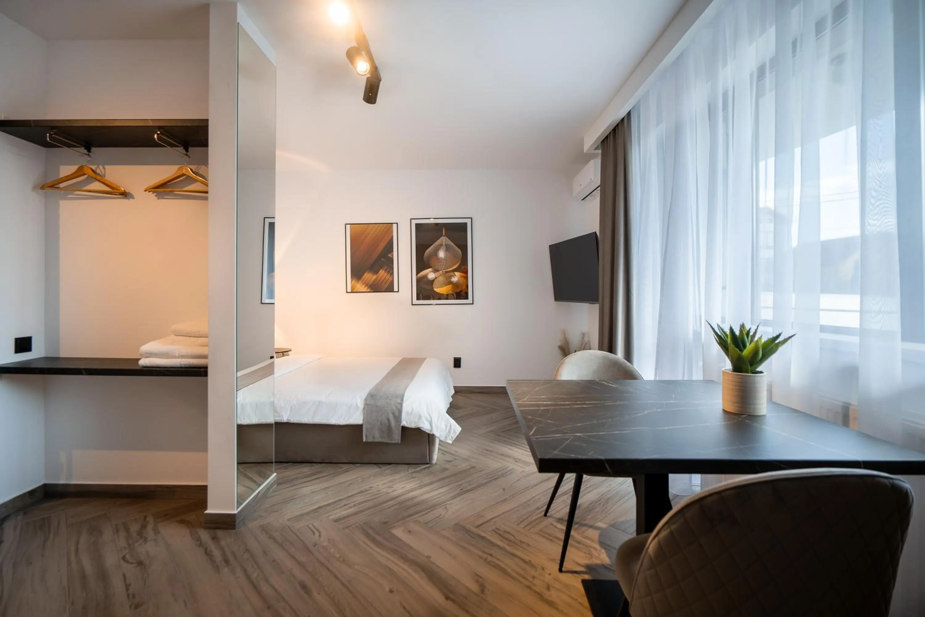 TV and multimedia in Urbio Private Suites