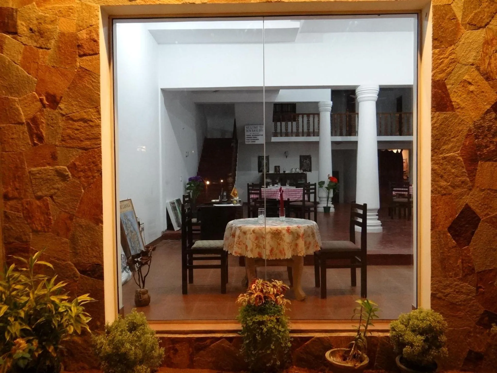 Facade/entrance in New Rani Inn