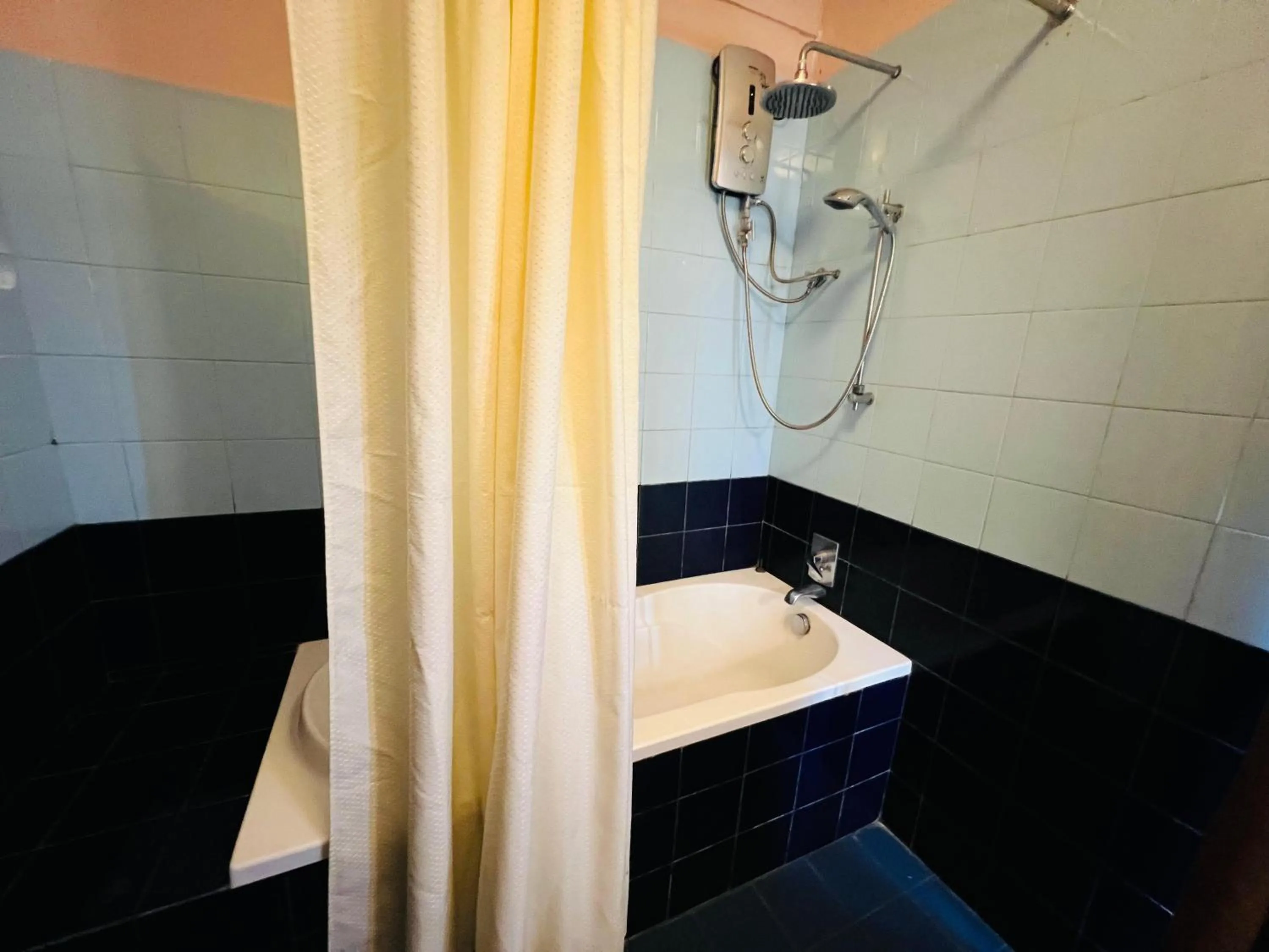 Lafala Hotel & Service Apartment