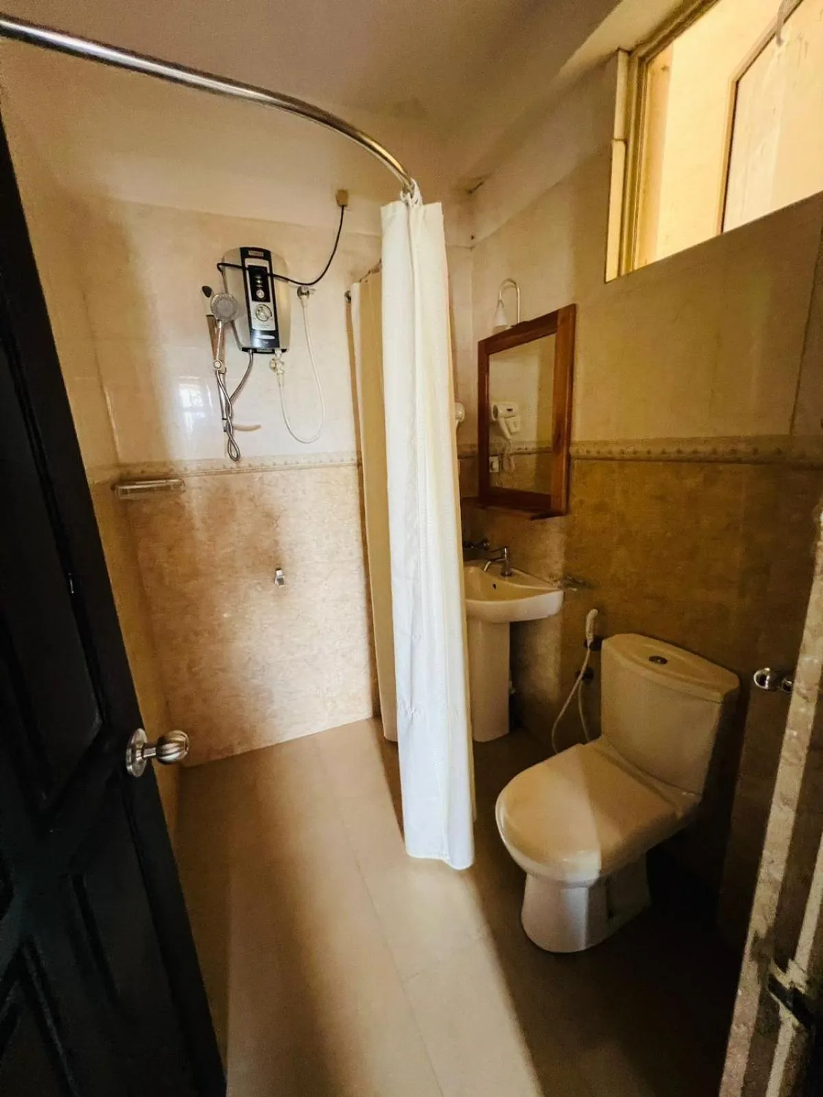 Lafala Hotel & Service Apartment