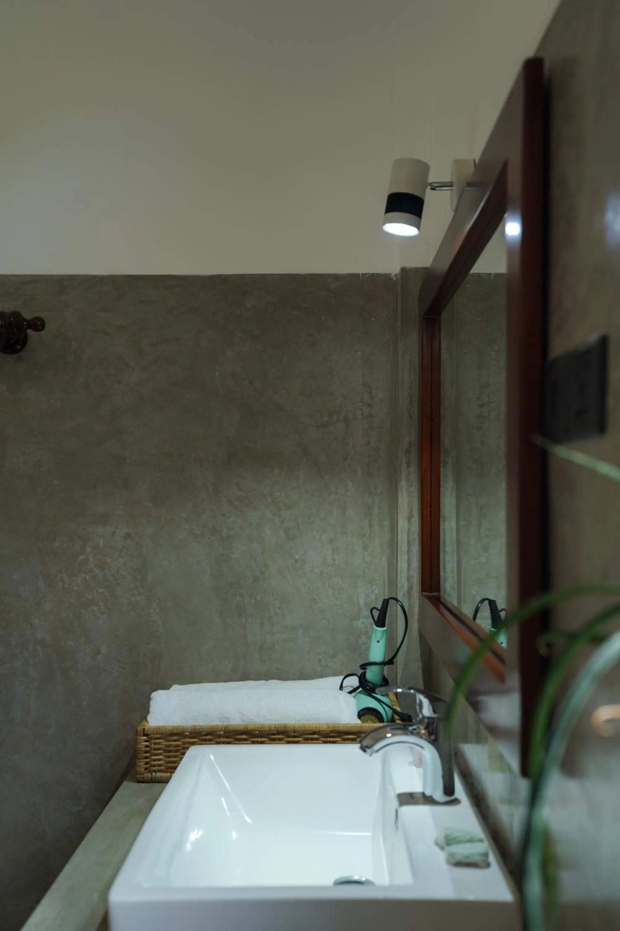 Bathroom in Hanthana House