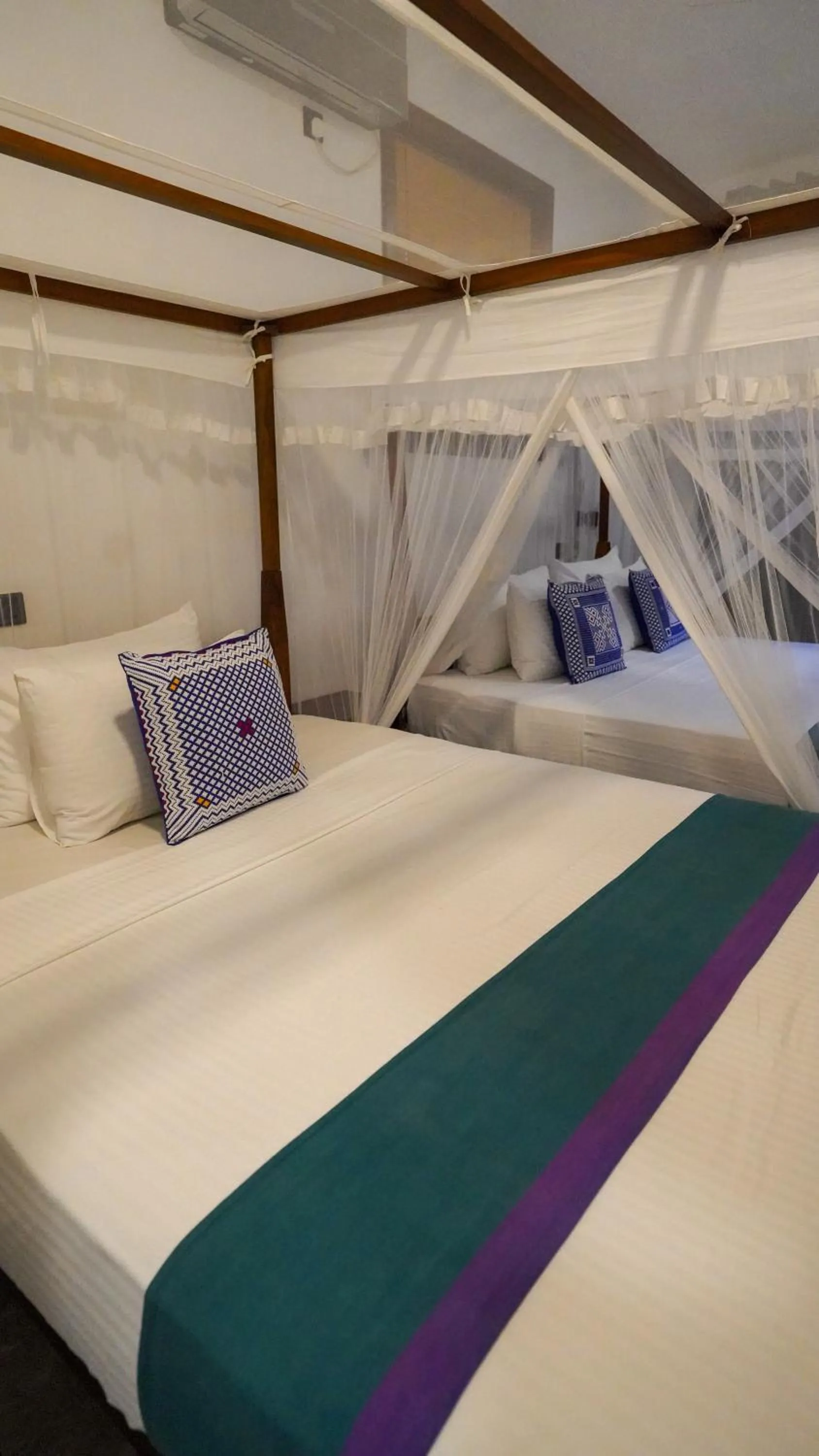 Bedroom, Bed in Hanthana House