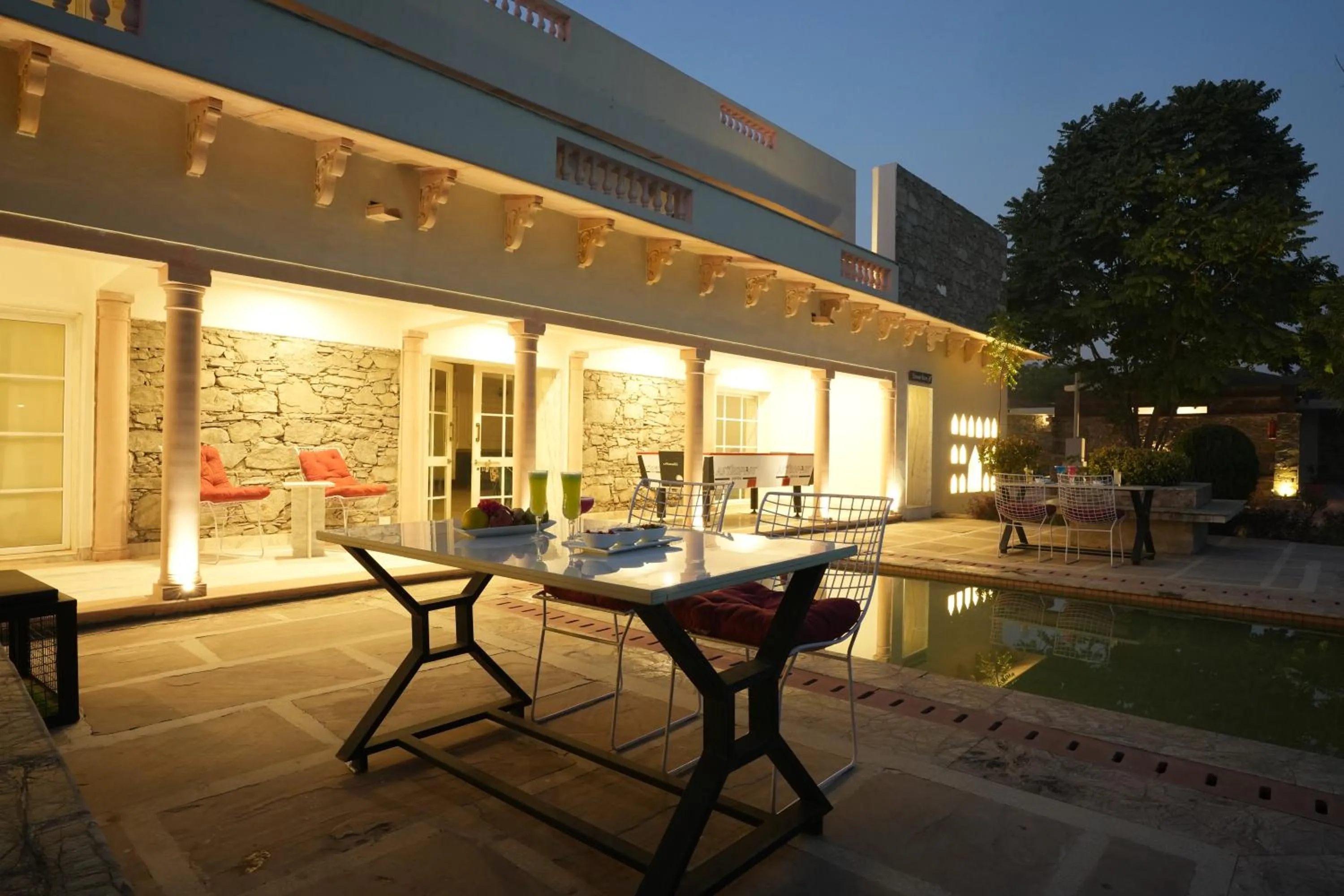 Restaurant/places to eat in Astroport Sariska Treetop by Eight Continents