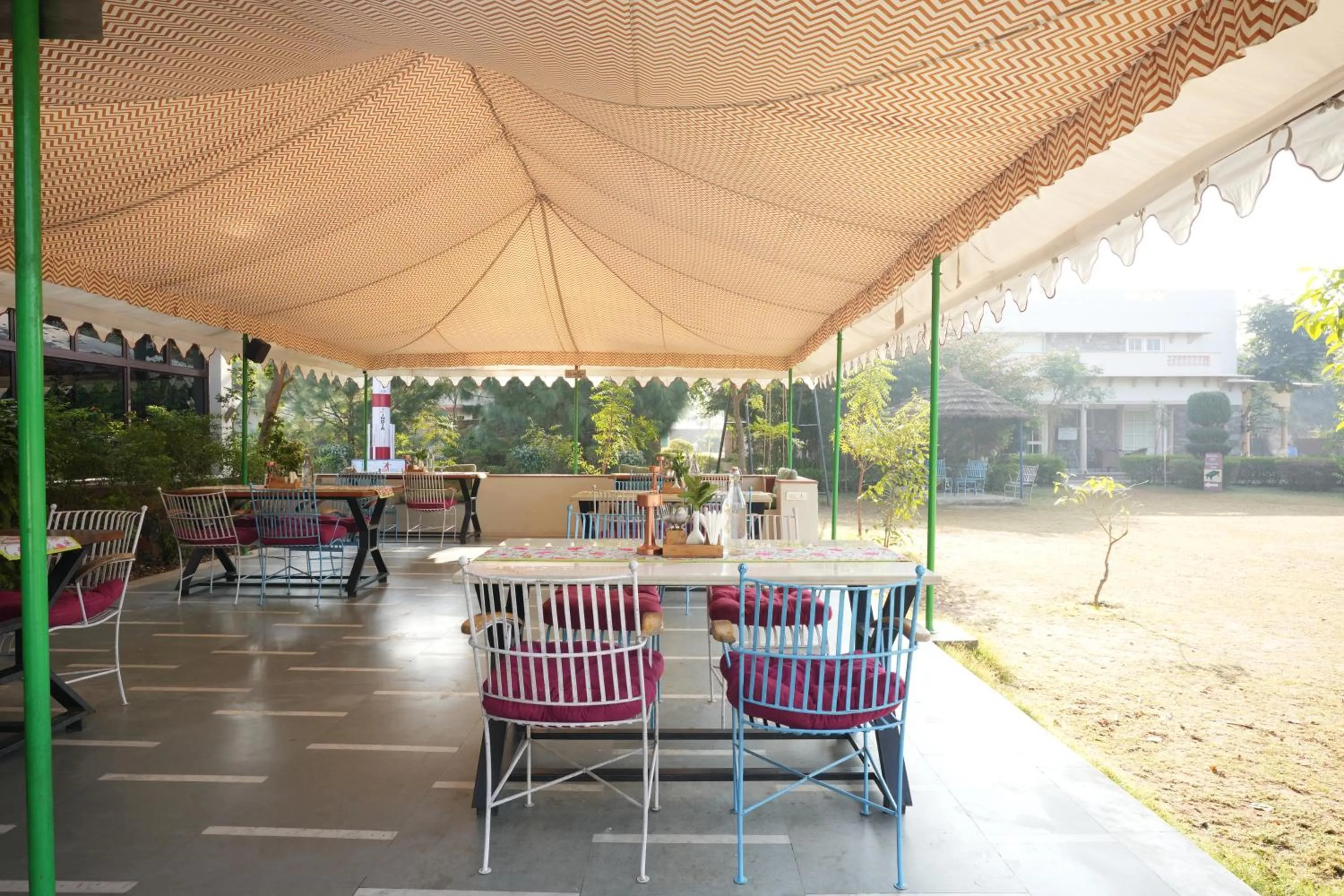 Restaurant/places to eat in Astroport Sariska Treetop by Eight Continents