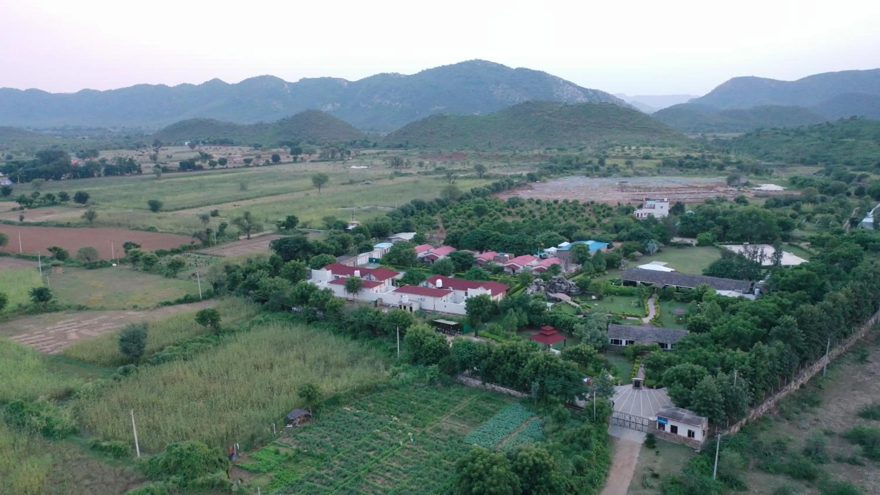 Property building in Astroport Sariska Treetop by Eight Continents