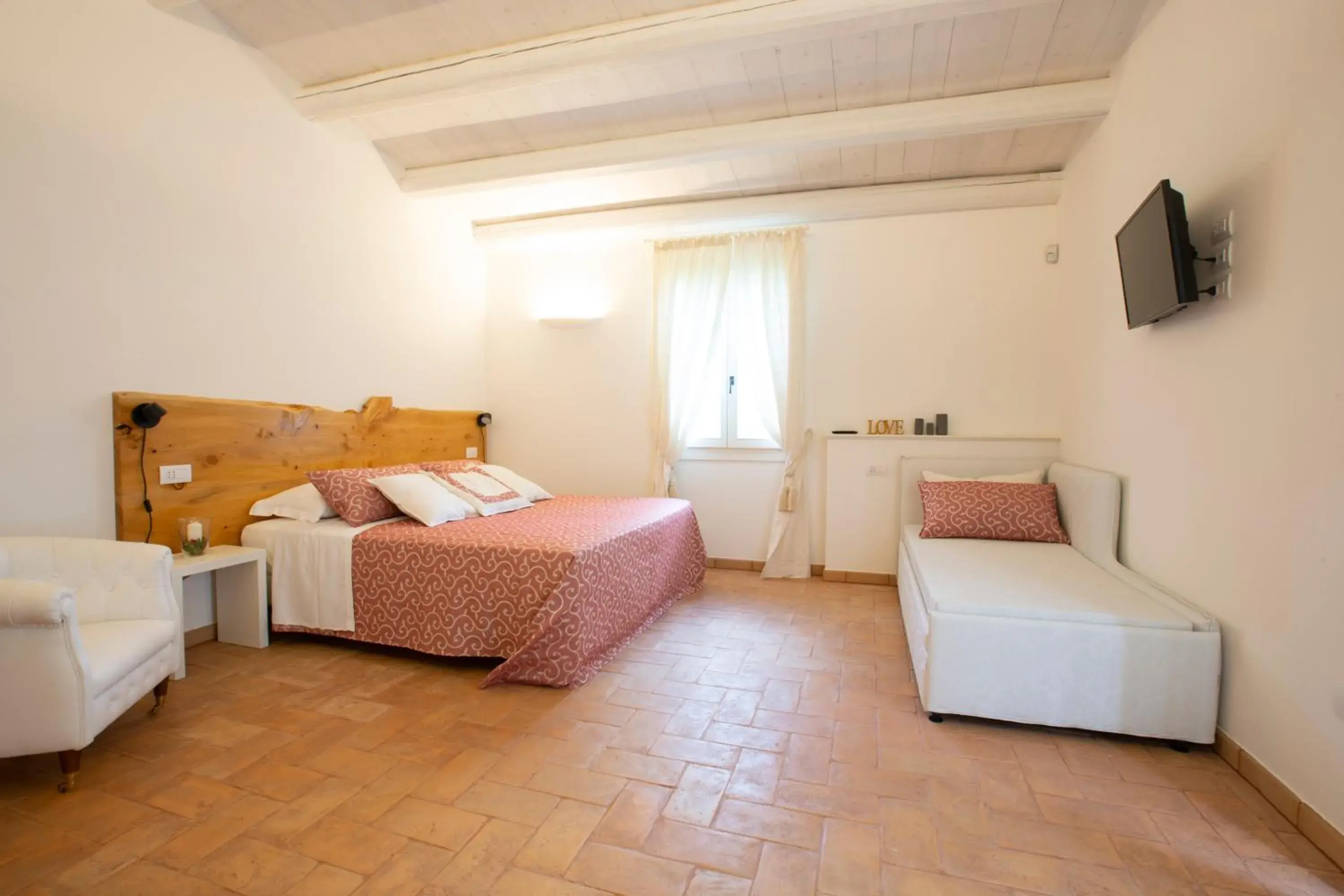 Quadruple Room with Private Bathroom - single occupancy in Agriturismo Torre del Marino Quadruple Room with Private Bathroom - single occupancy in Agriturismo Torre del Marino