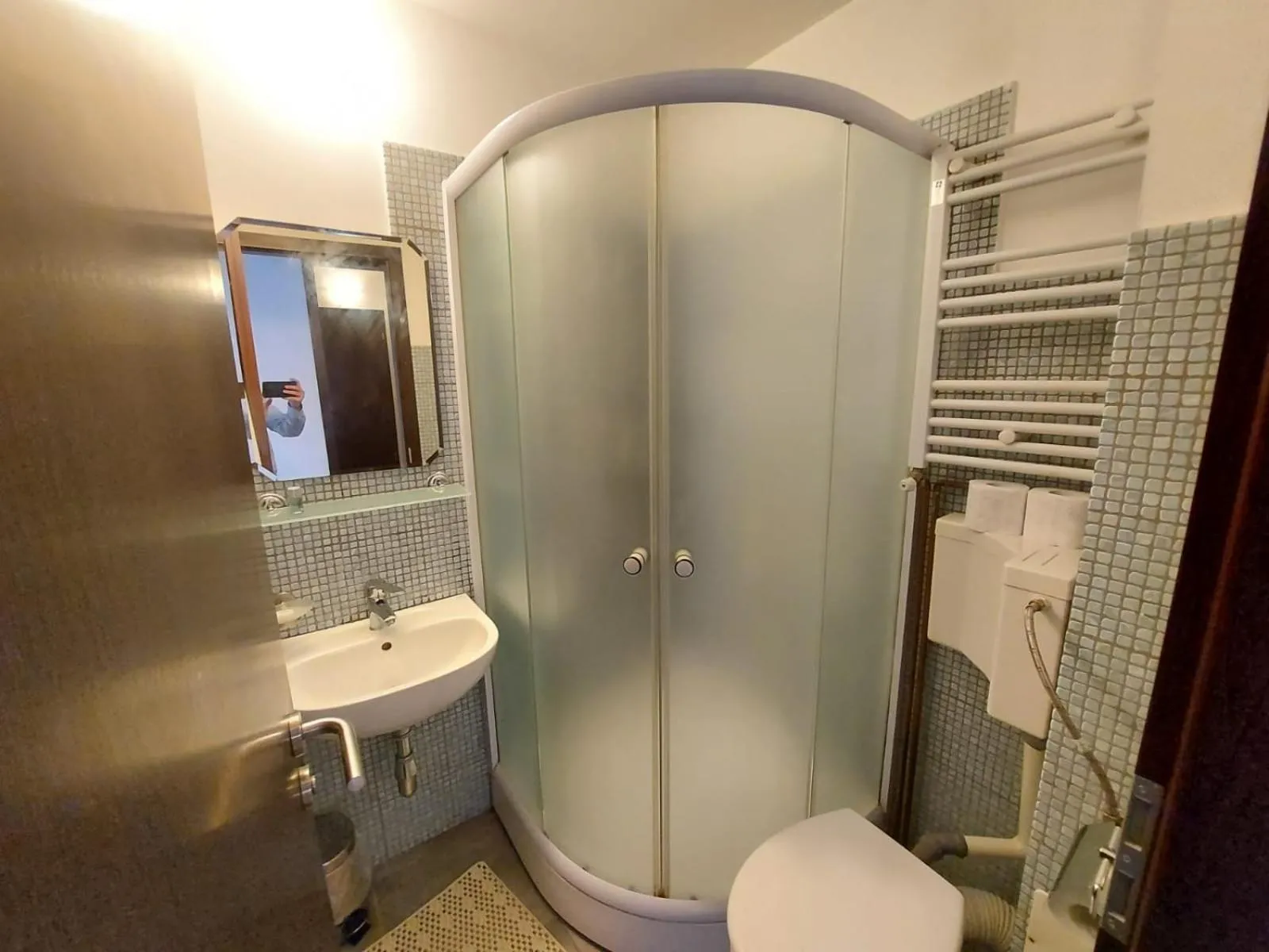 Bathroom in Happy Accomodation