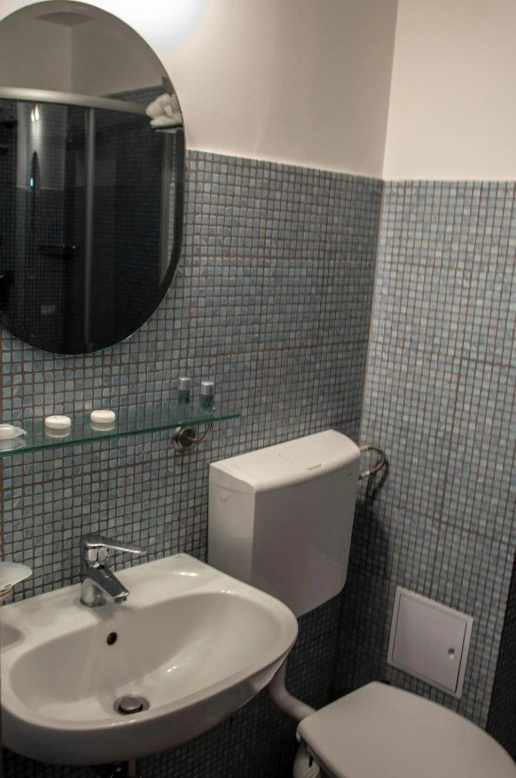 Happy Accomodation