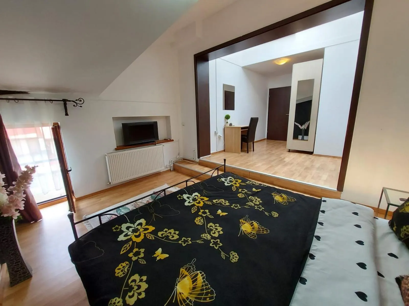 Happy Accomodation