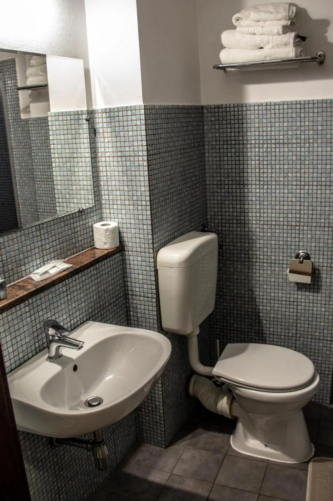 Happy Accomodation
