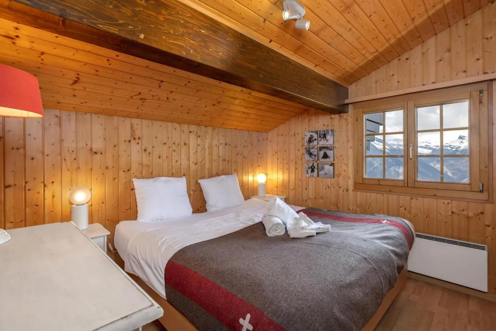 Floor plan, Bed in Chalet La Dame Blanche Perfect Family retreat