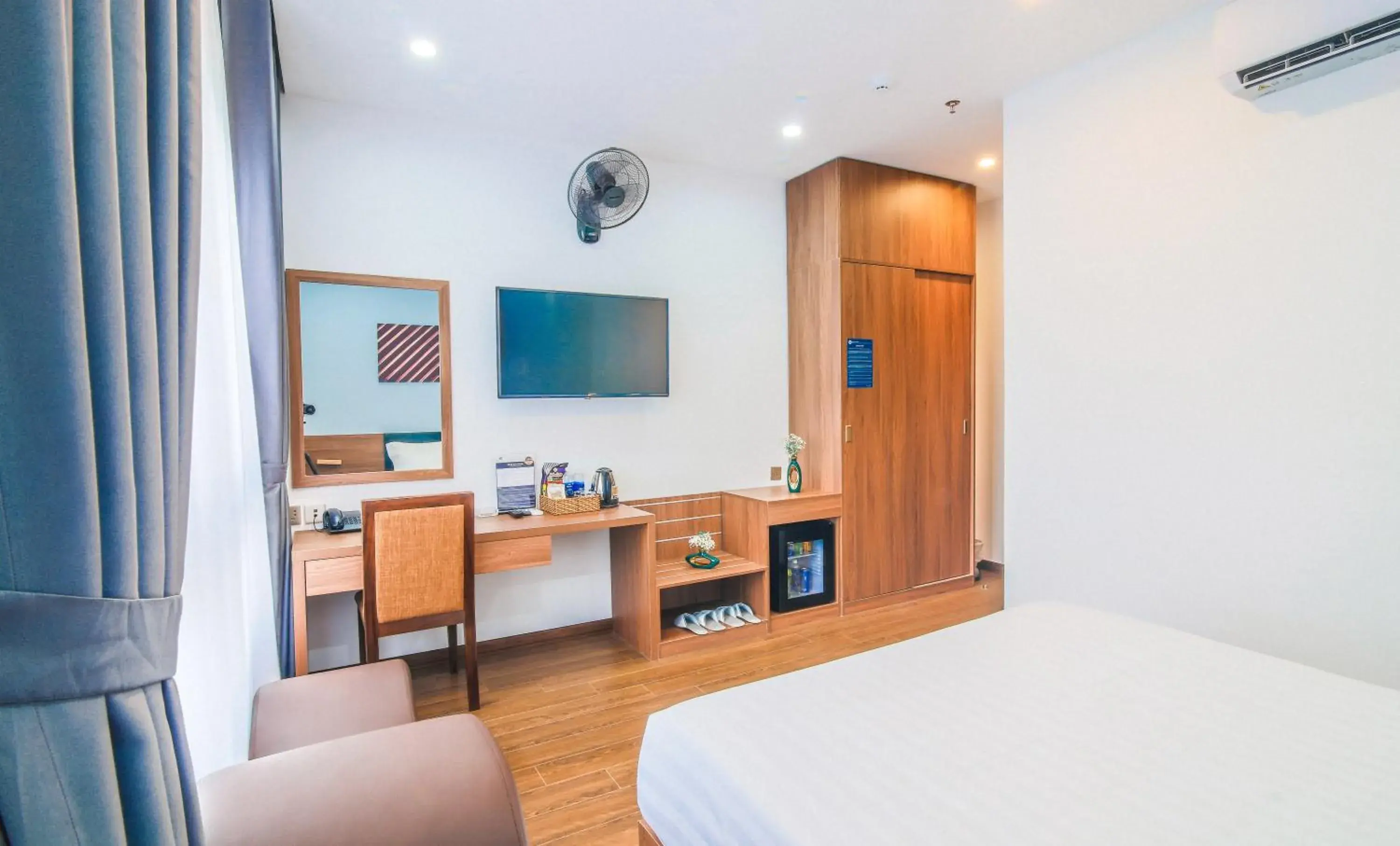 Deluxe King Room in Grand Lee Hotel Deluxe King Room in Grand Lee Hotel