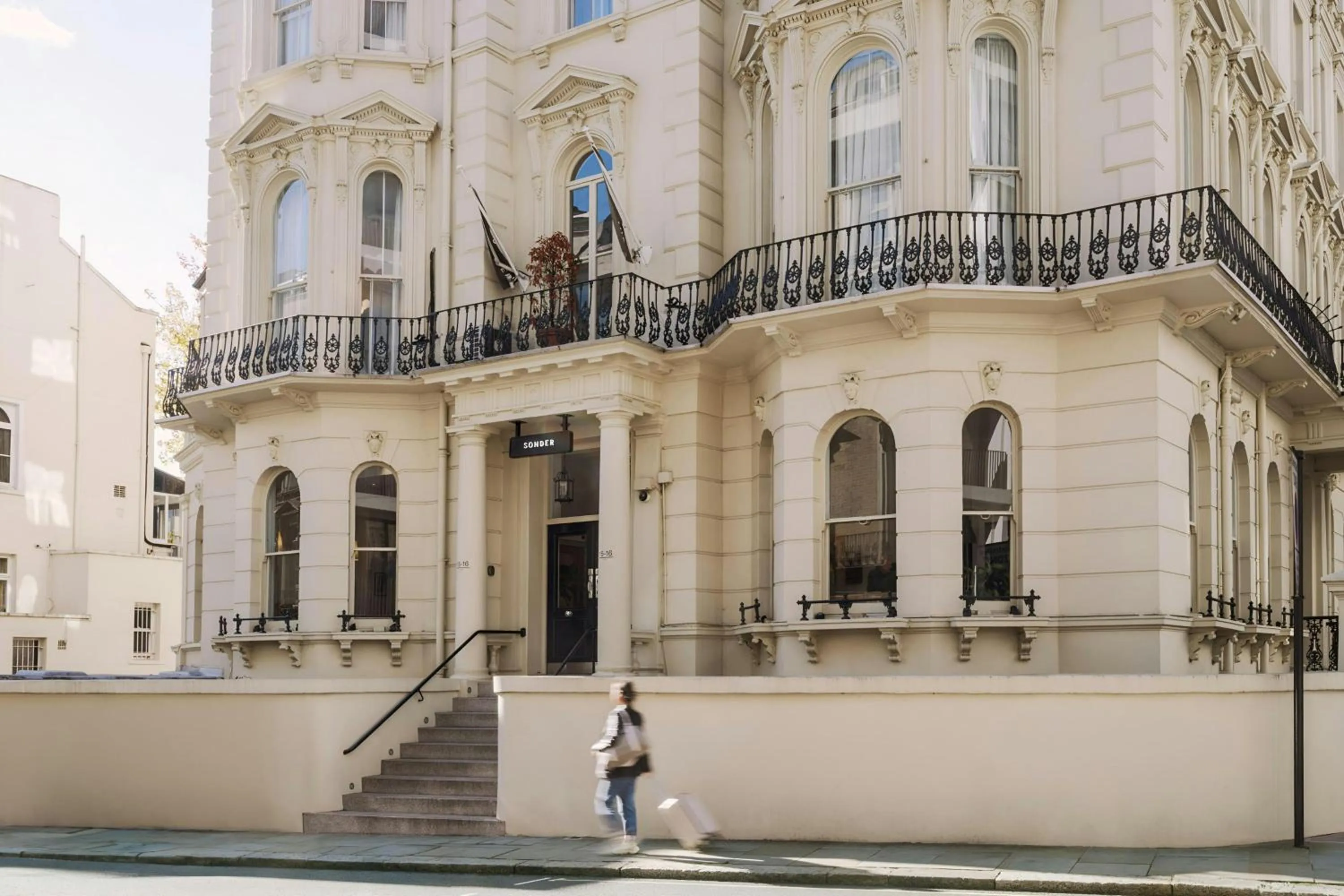 View (from property/room) in Kensington Gardens Hotel, Sonder by Marriott Bonvoy