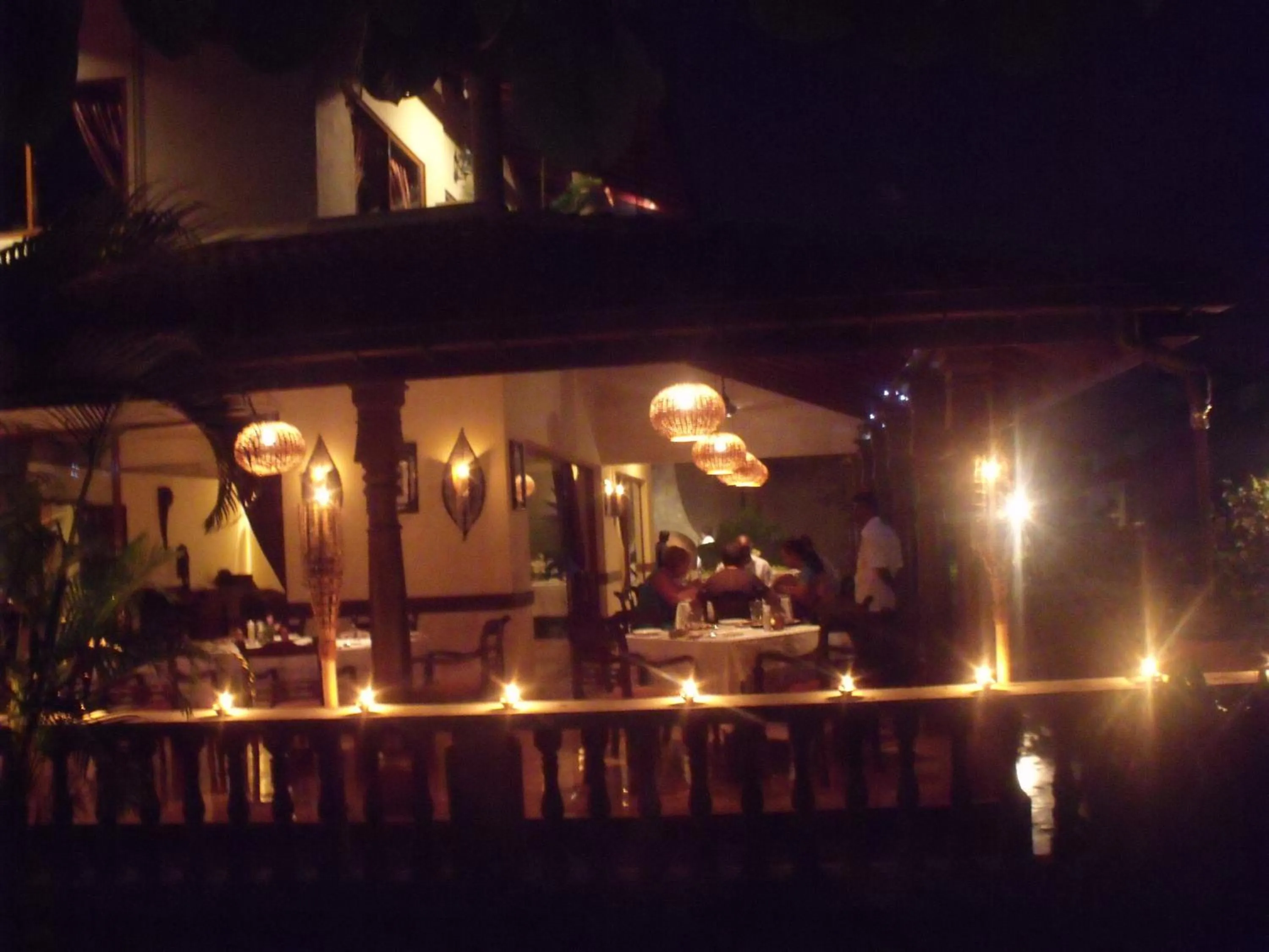 Restaurant/places to eat in Asian Jewel Boutique Hotel