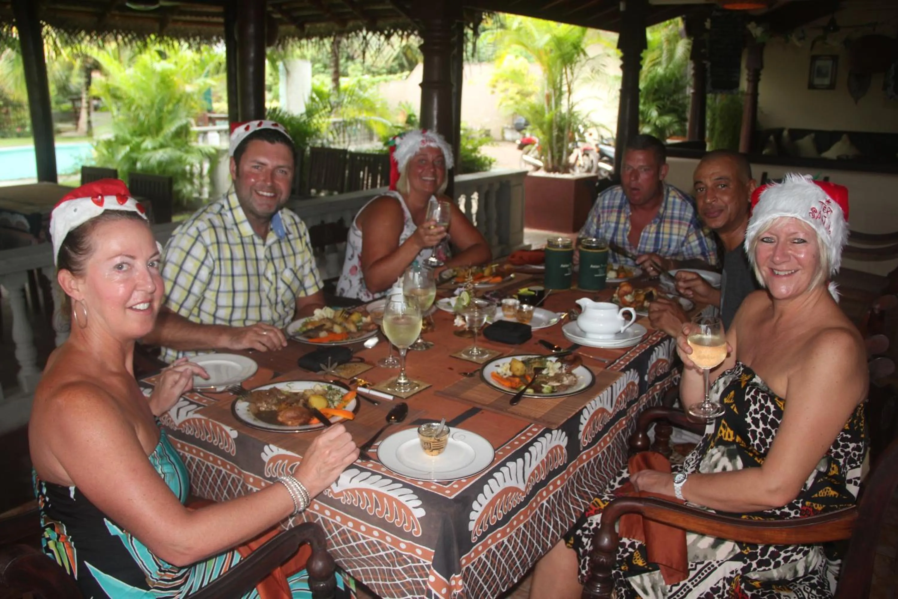 Restaurant/places to eat in Asian Jewel Boutique Hotel