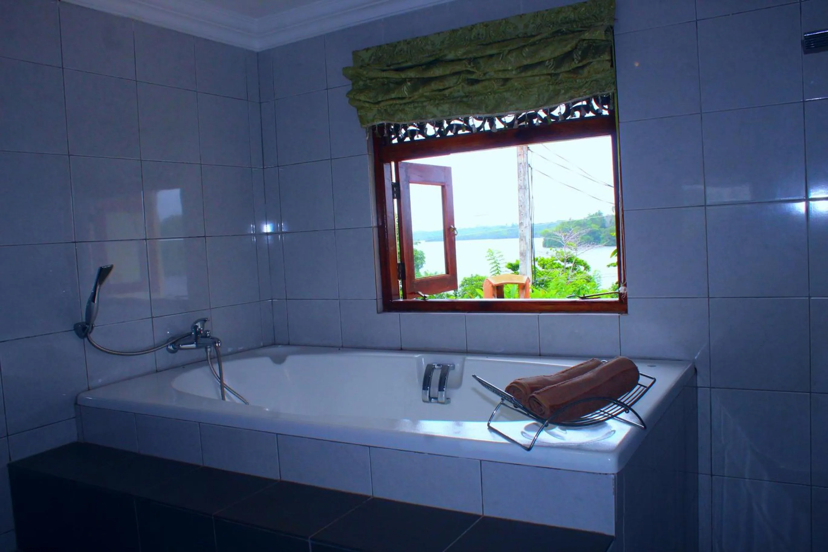 Shower in Asian Jewel Boutique Hotel