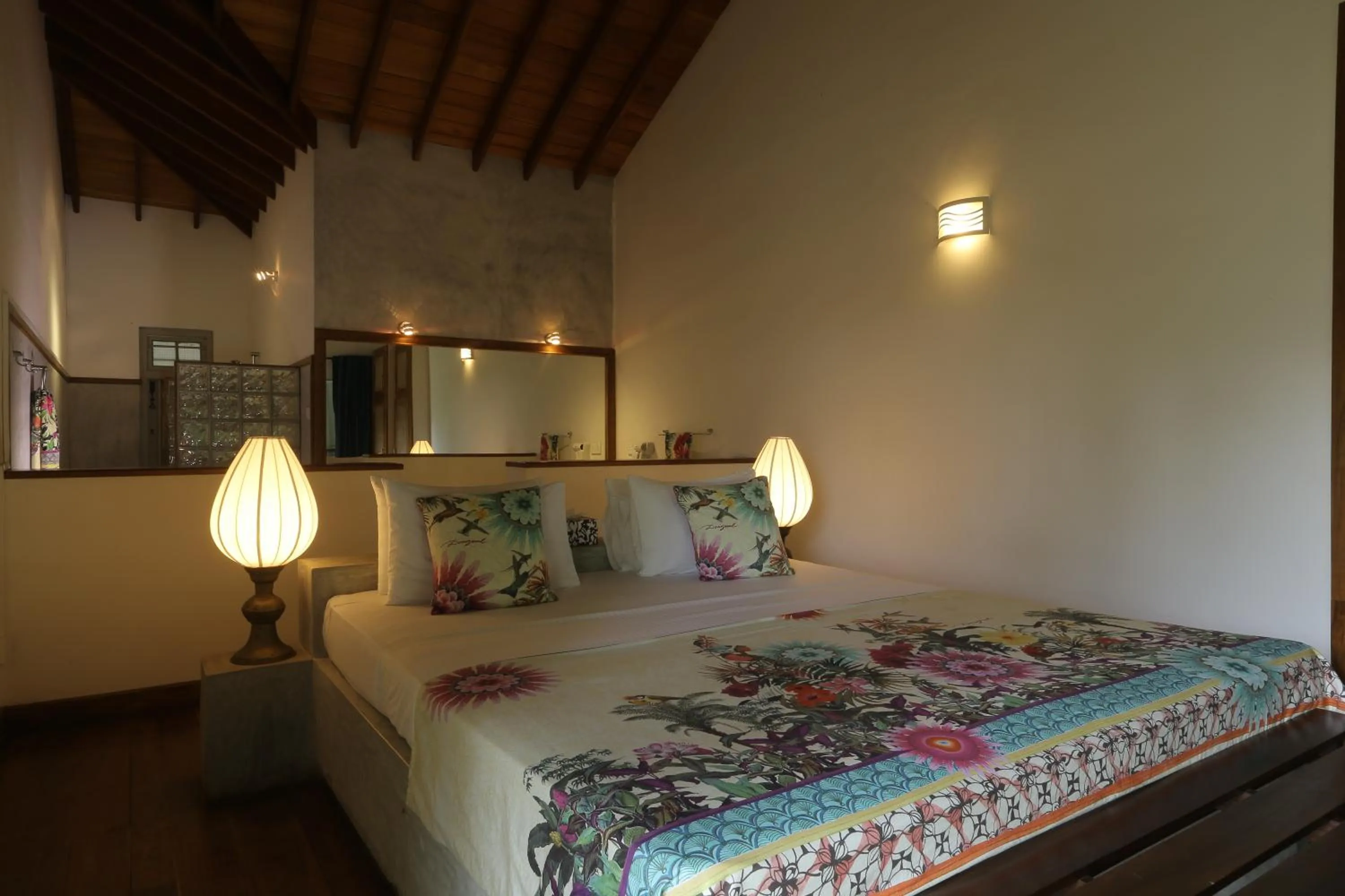 Property building, Bed in Villa Hundira