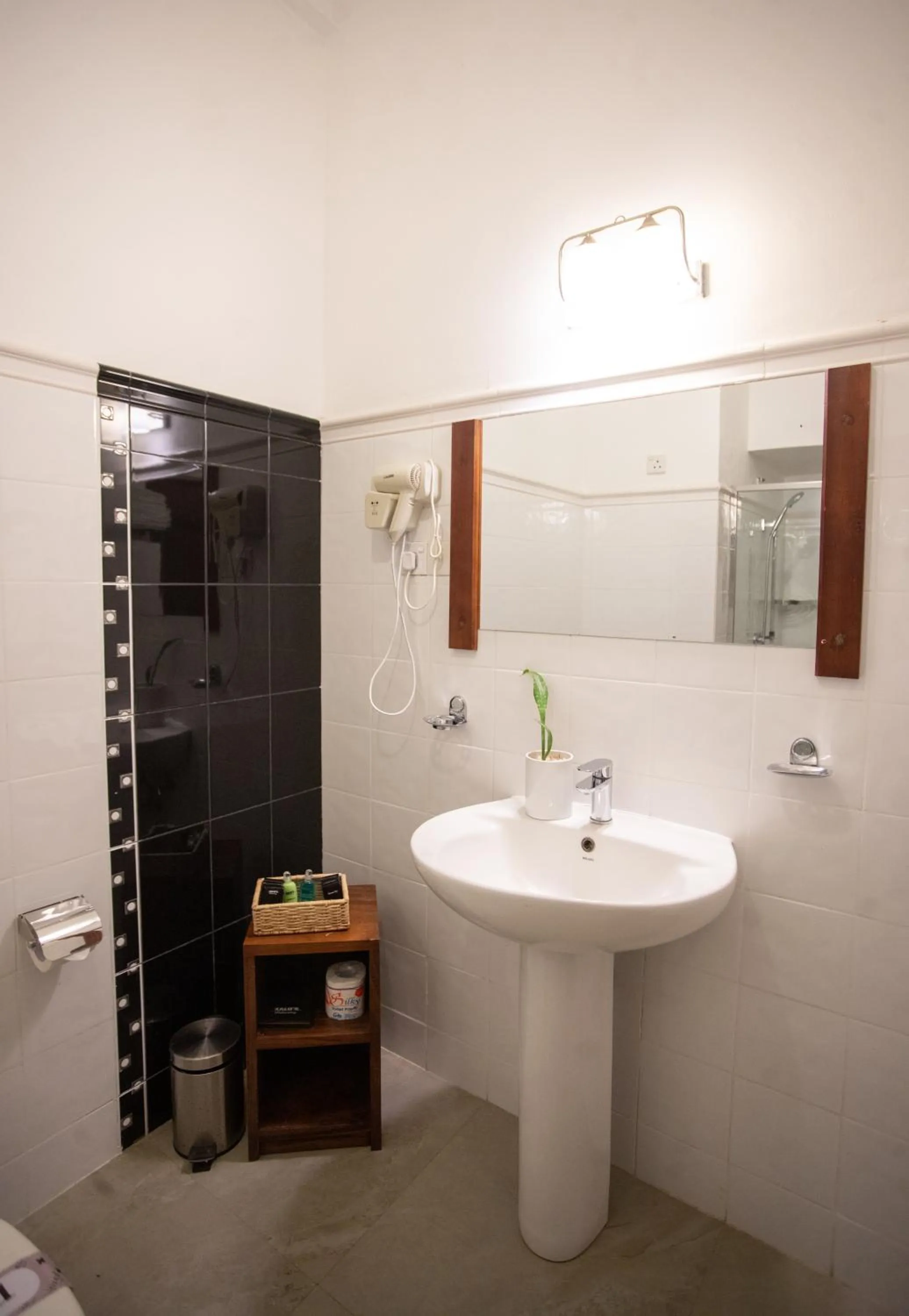 Bathroom in Kalu's Hideaway Udawalawe