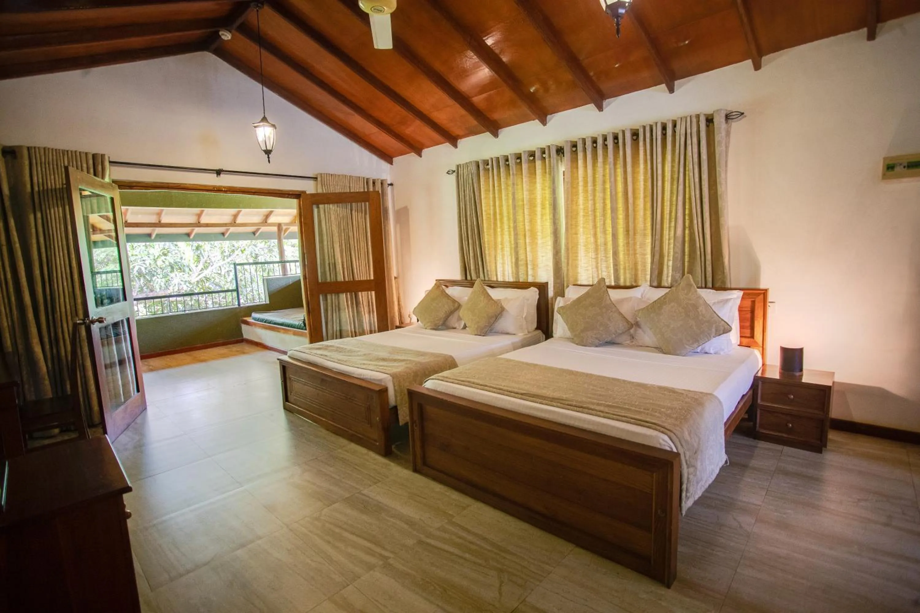 Bed in Kalu's Hideaway Udawalawe
