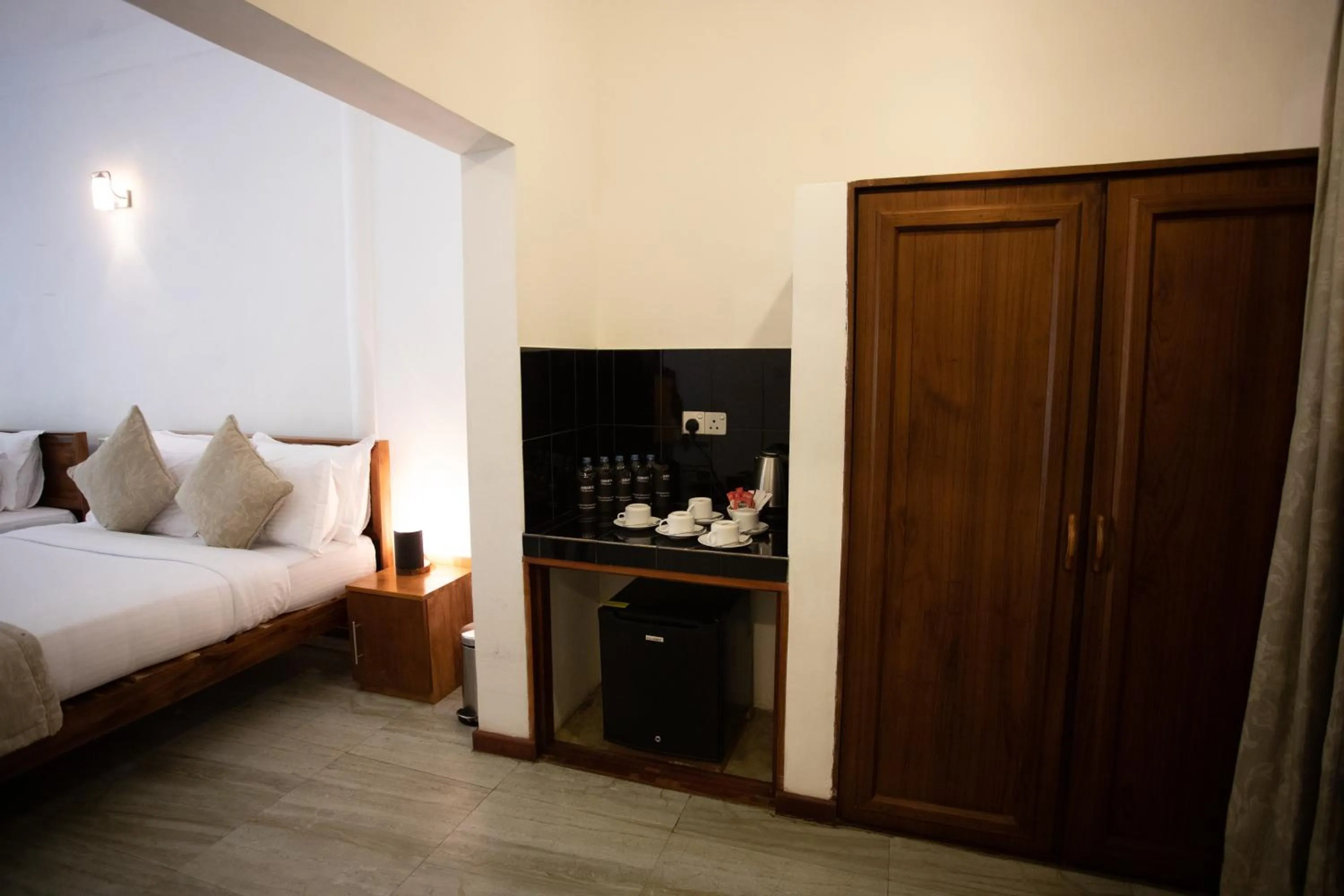 Bed in Kalu's Hideaway Udawalawe