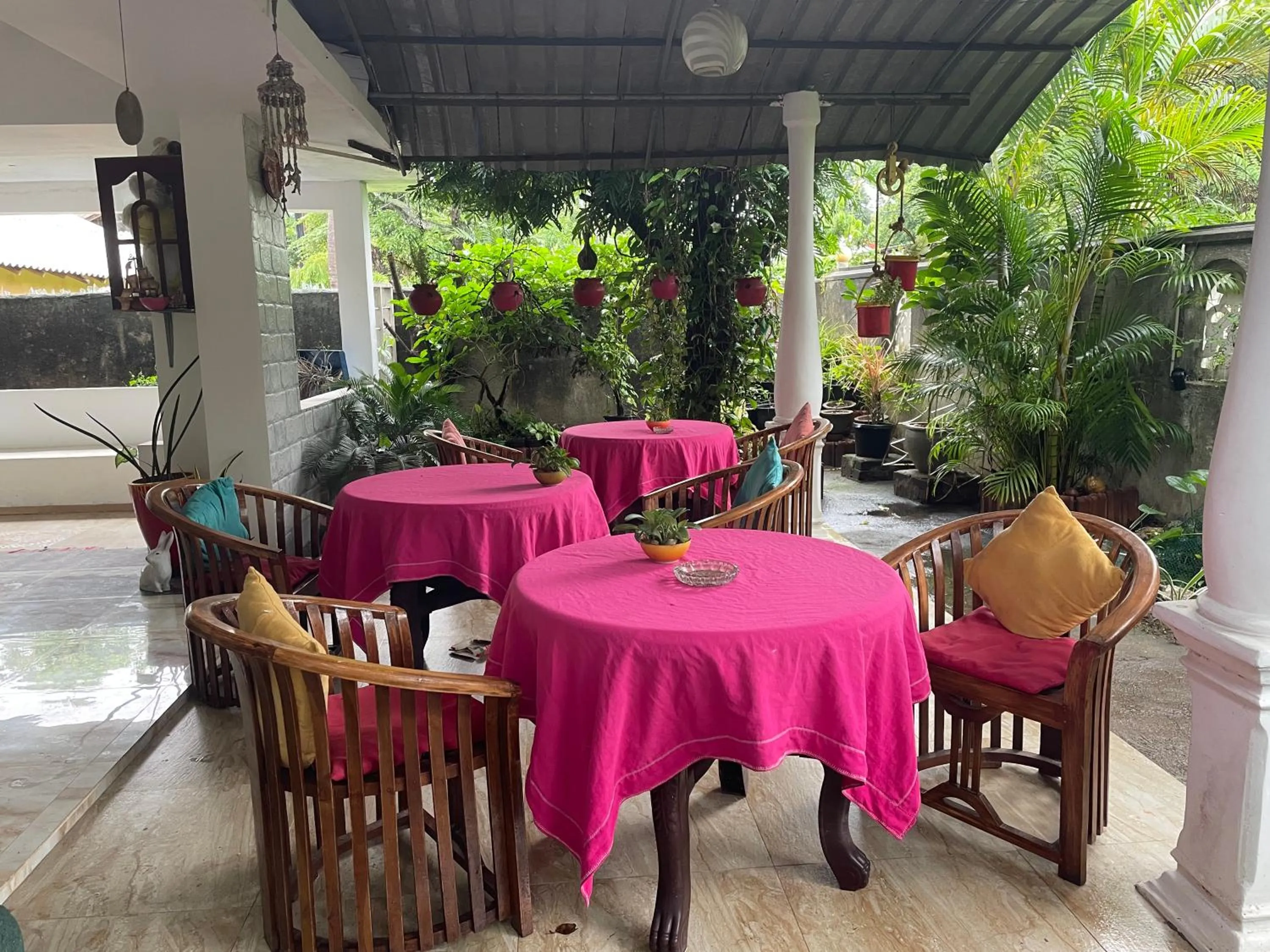 Rock Cascade Tourist Home & Cookery School