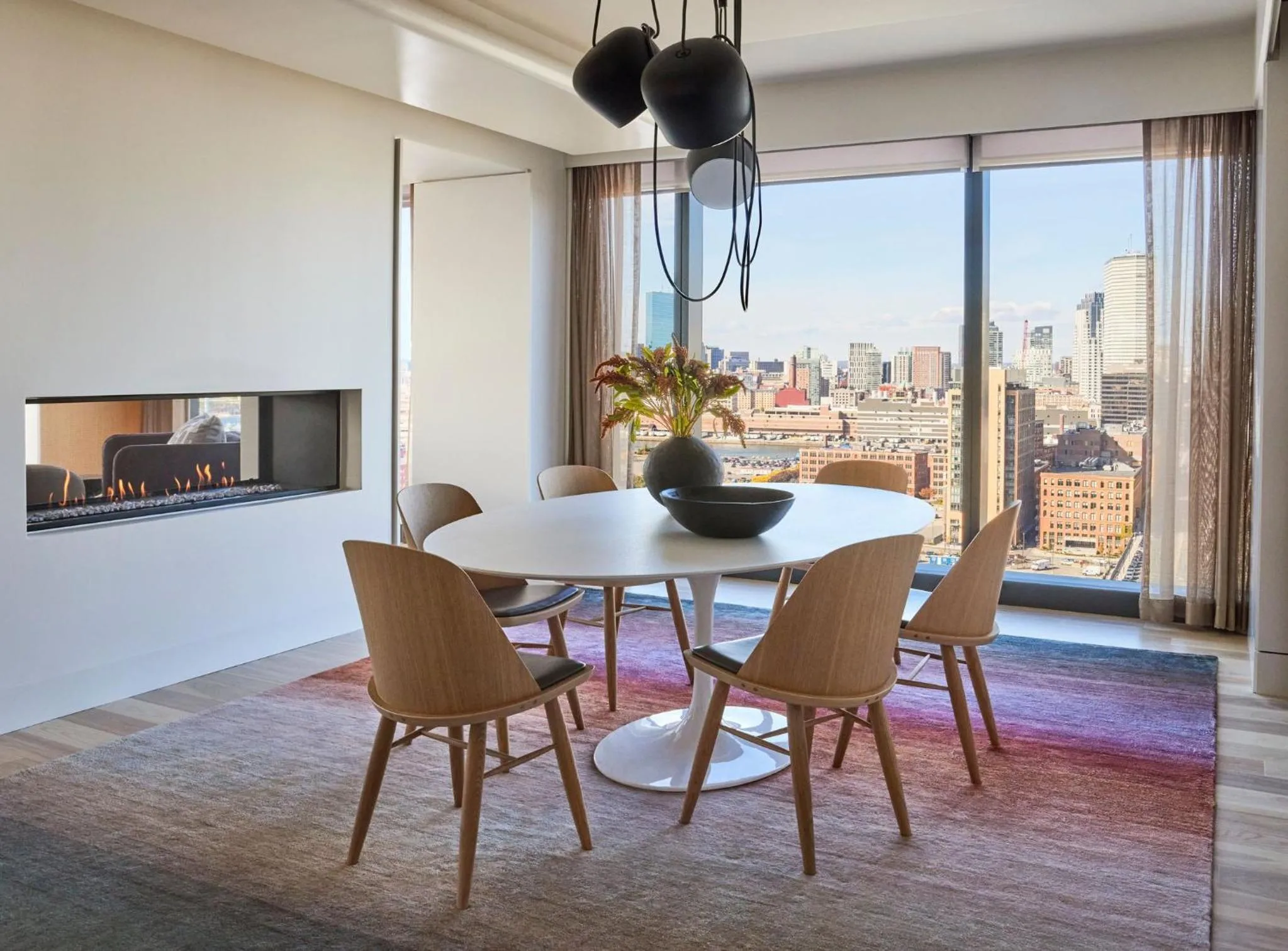 Photo of the whole room in Omni Boston Hotel at the Seaport