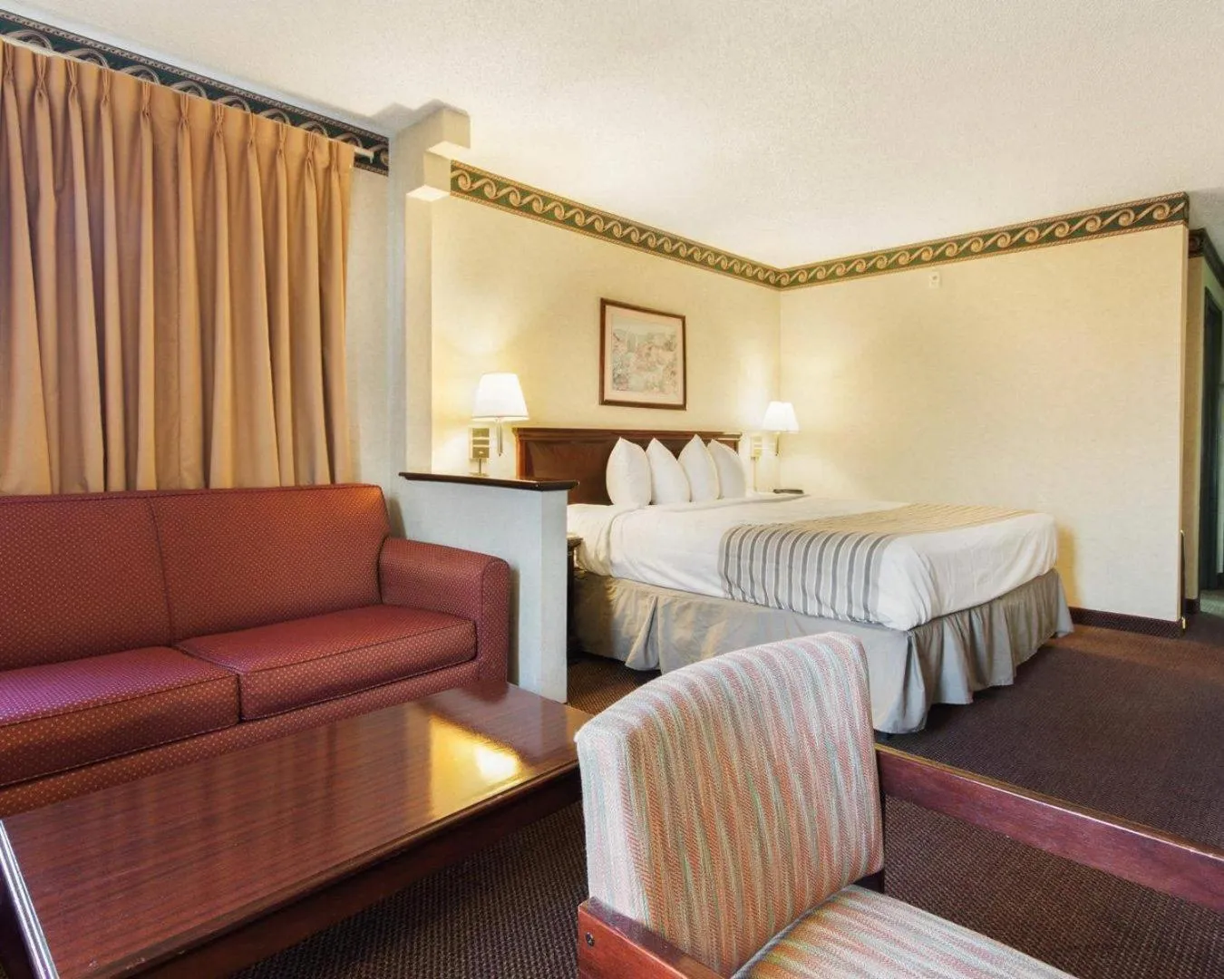 Bedroom in Econo Lodge Inn & Suites El Paso West