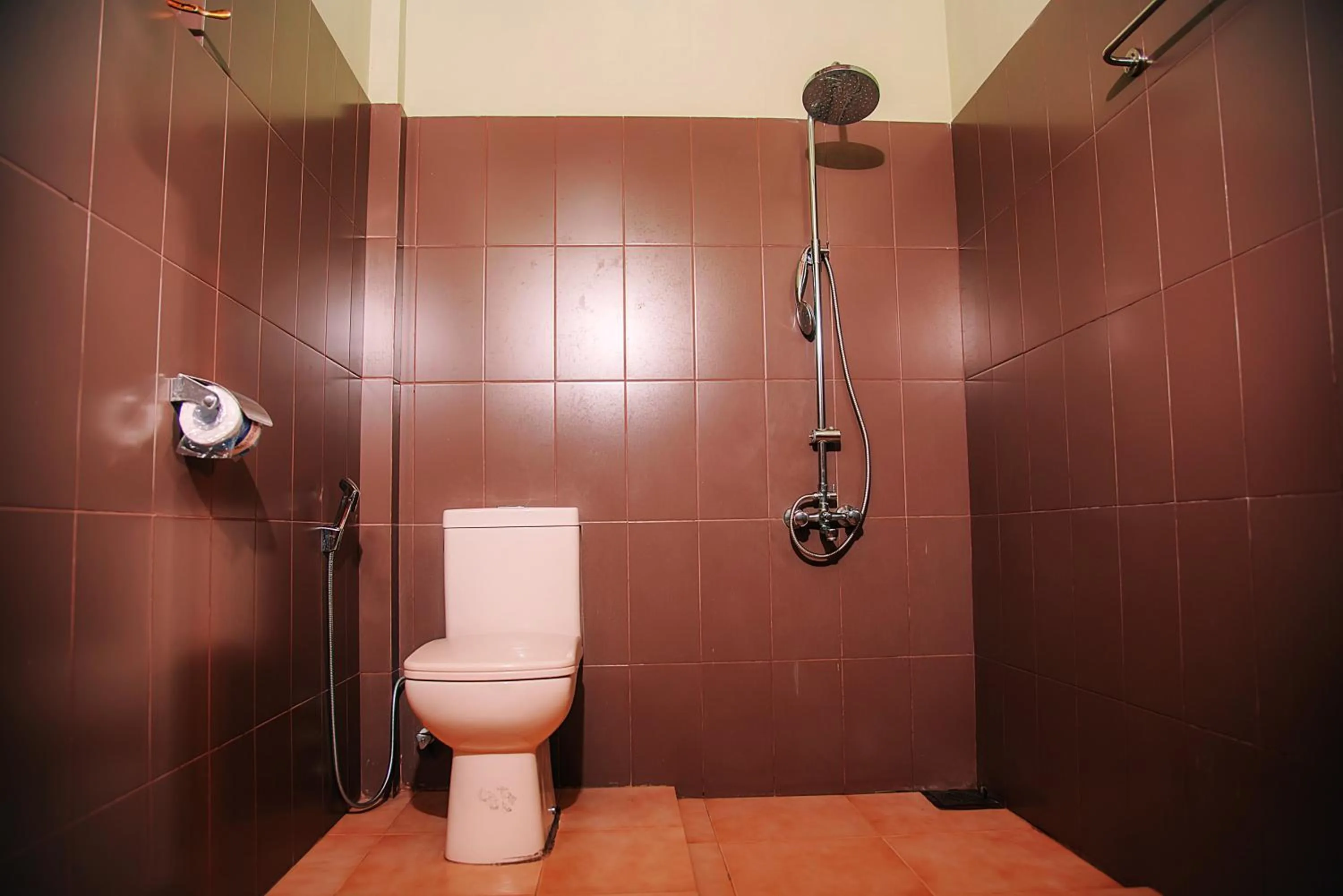 Shower in Freedom Guest Inn Ella