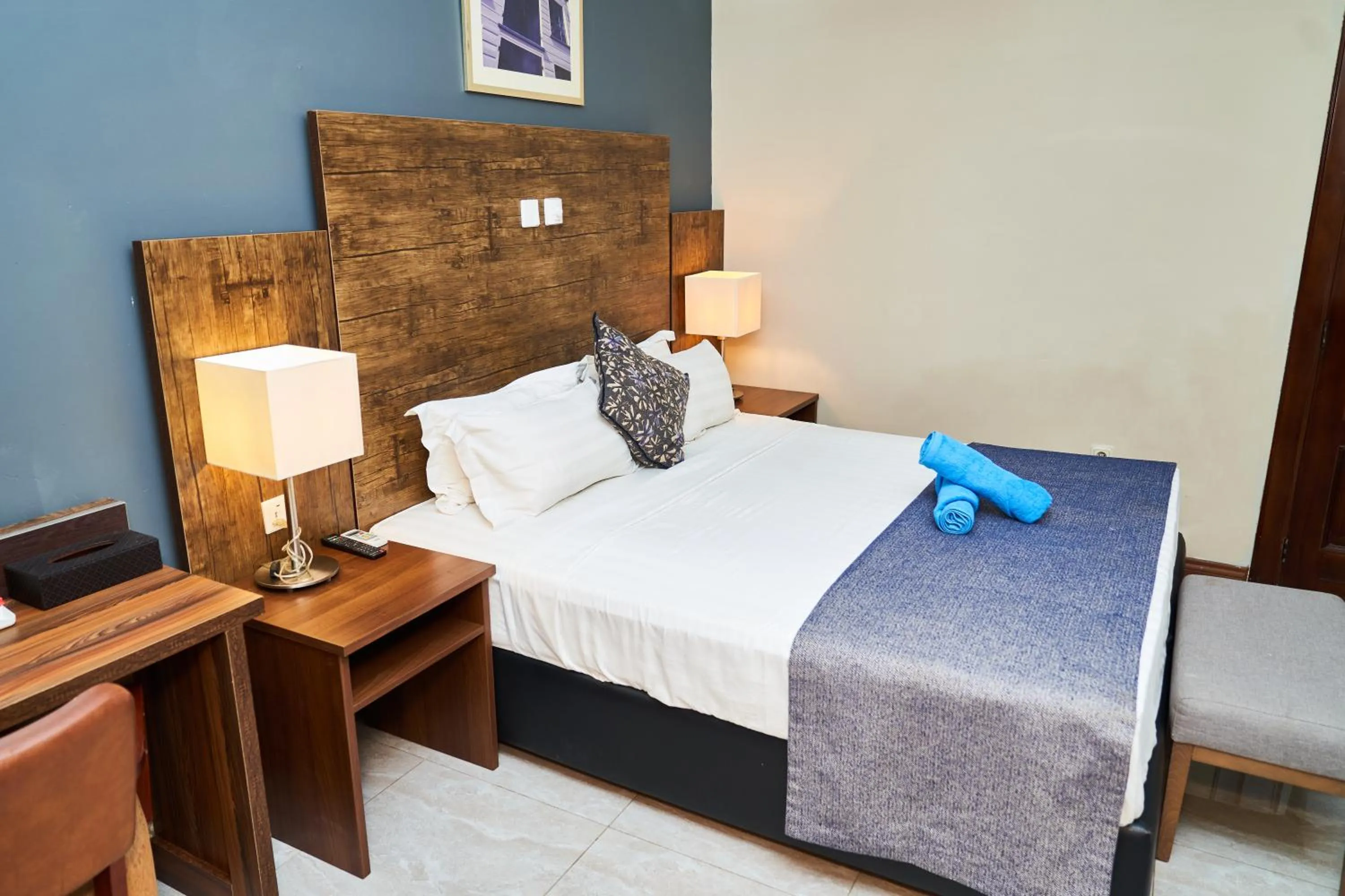 Standard King Room in Grand Casamora Hotel