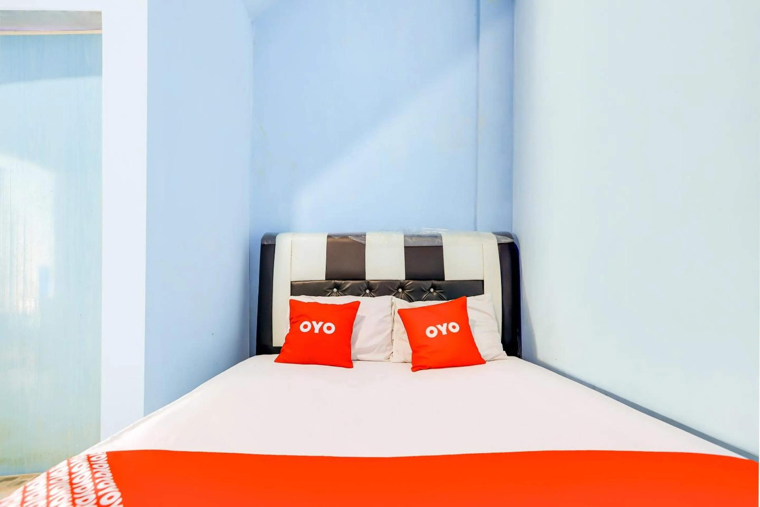 Bedroom, Bed in Hotel O Faster Inn 1