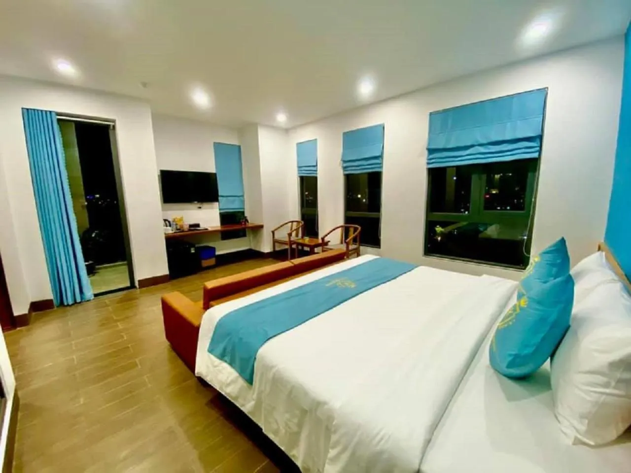 Bed in Royal Khanh Hotel