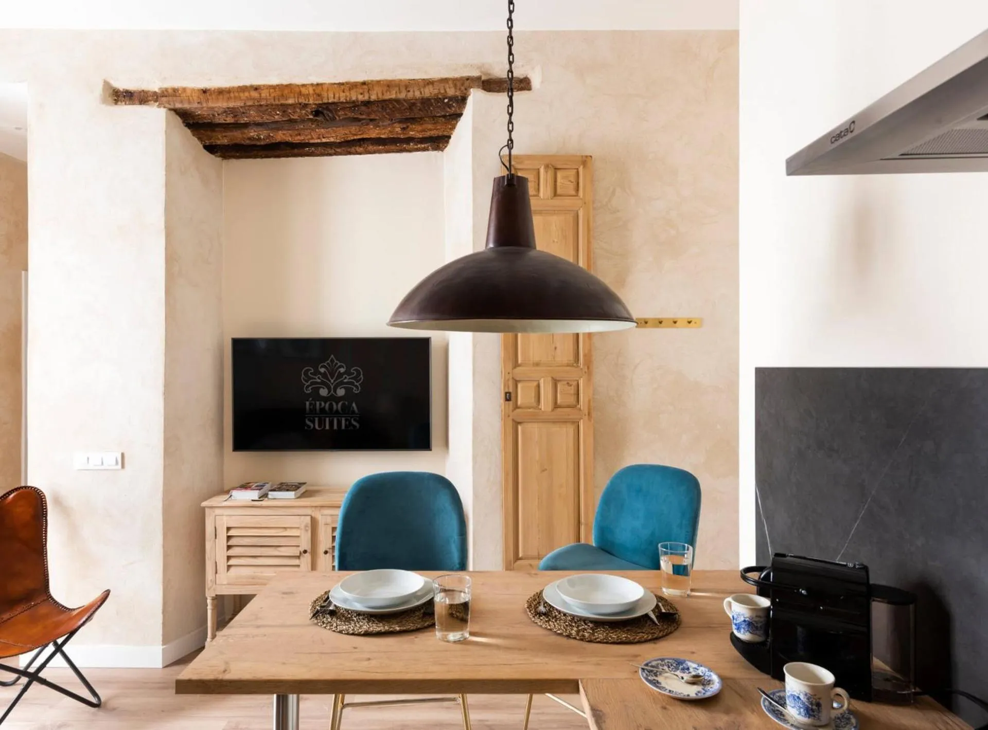 Kitchen or kitchenette in Casa Sevilla 1855 Suites by Época