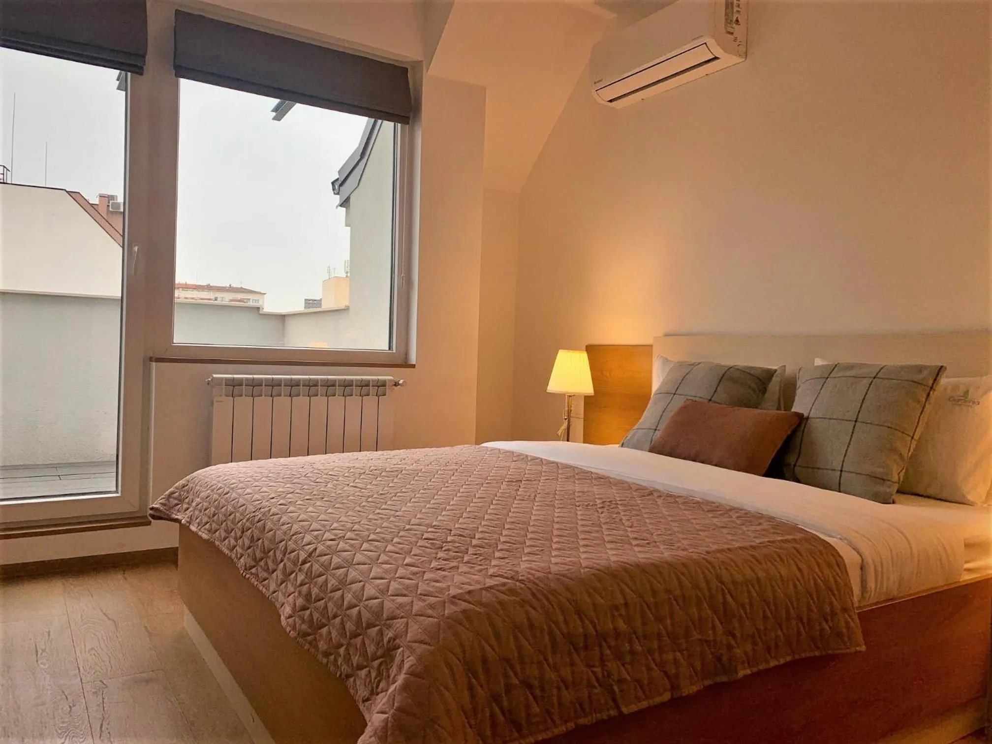 Bed in Gardenia Apartments