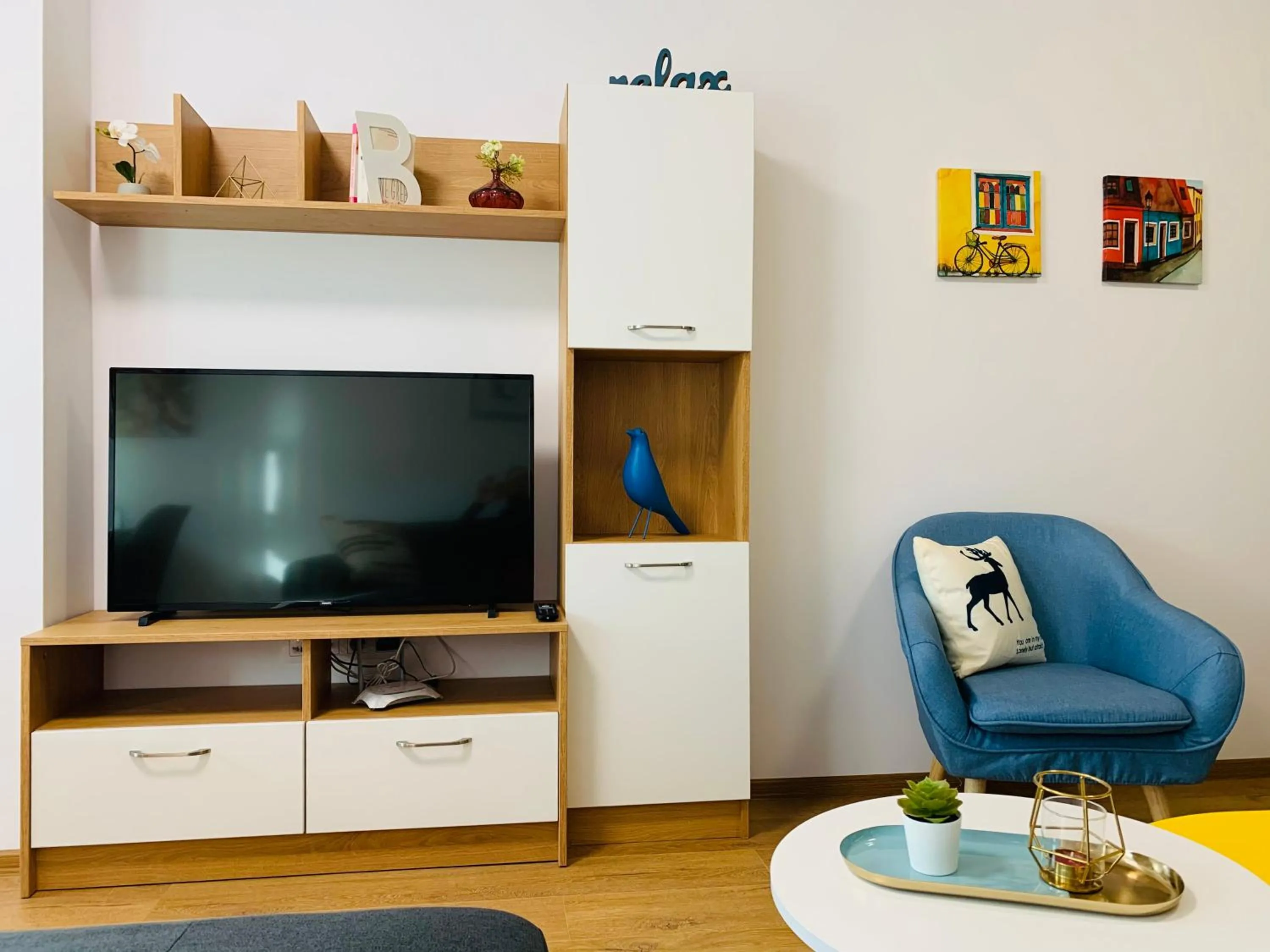 TV and multimedia in Gardenia Apartments