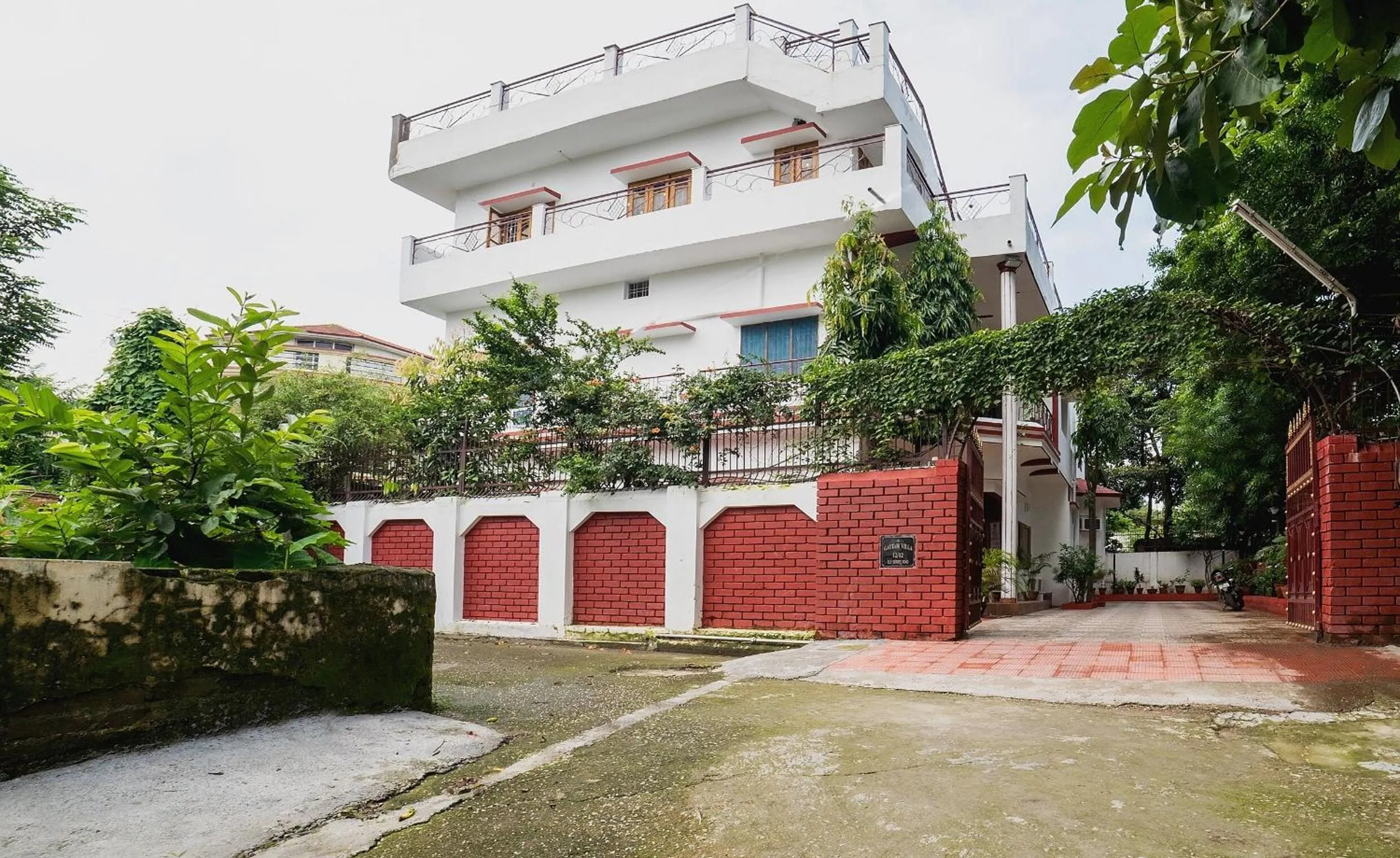 Facade/entrance in Hotel O Home Gautam Homestay