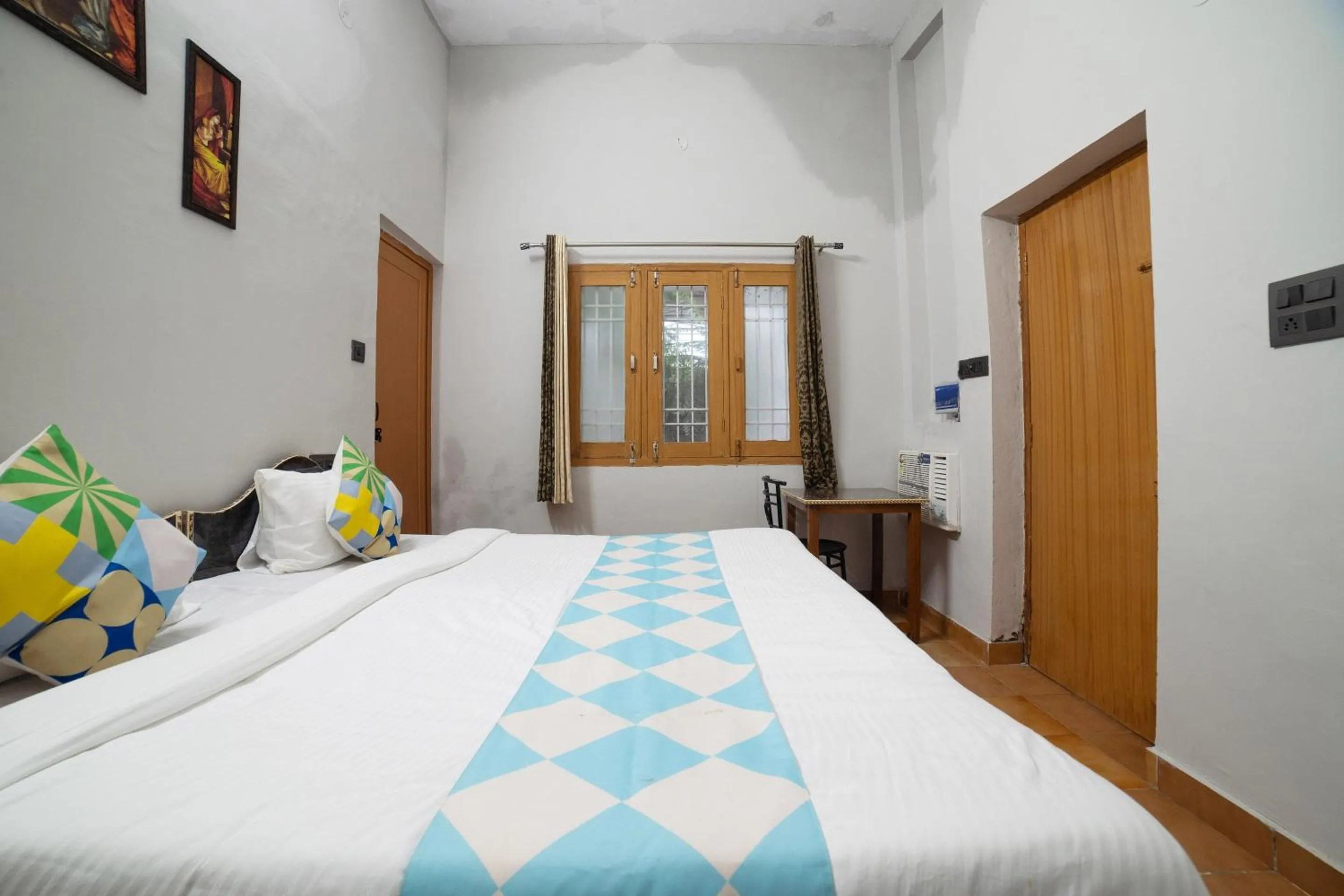 Bedroom, Bed in Hotel O Home Gautam Homestay