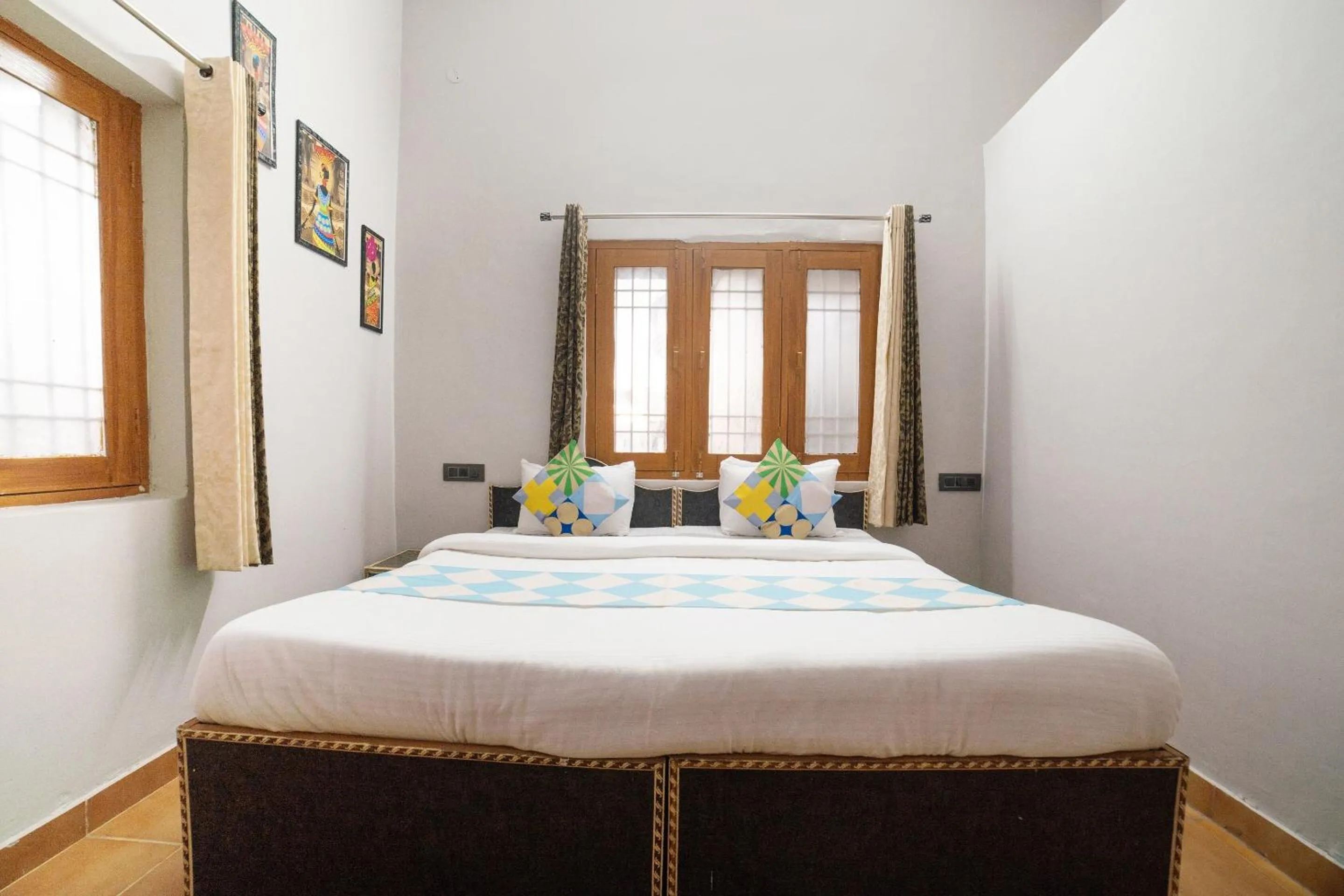 Bedroom, Bed in Hotel O Home Gautam Homestay