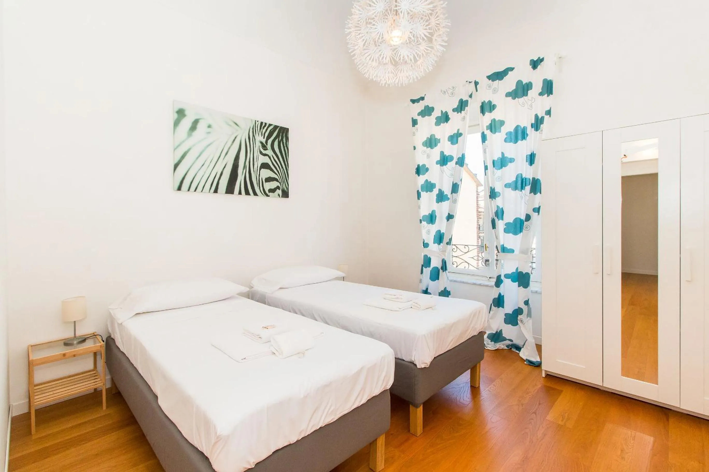 GuestHost - Porta Nuova & Parco del Valentino Roomy Flat