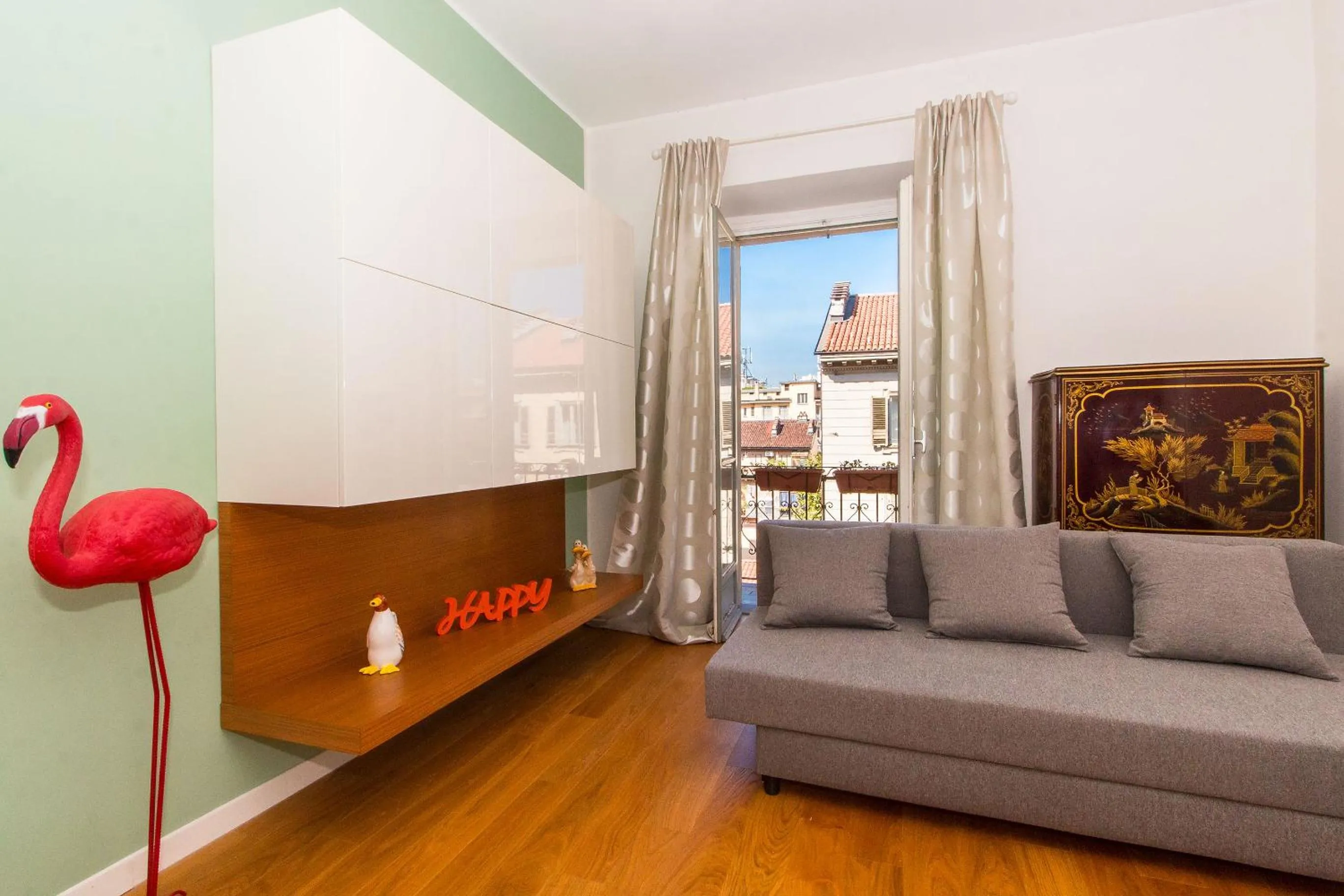 GuestHost - Porta Nuova & Parco del Valentino Roomy Flat