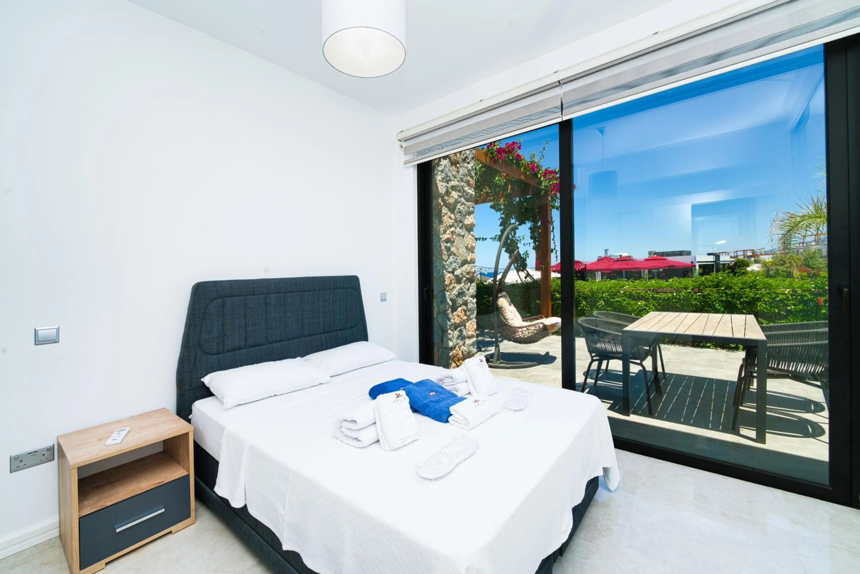 Bed in Maldives Holiday Homes