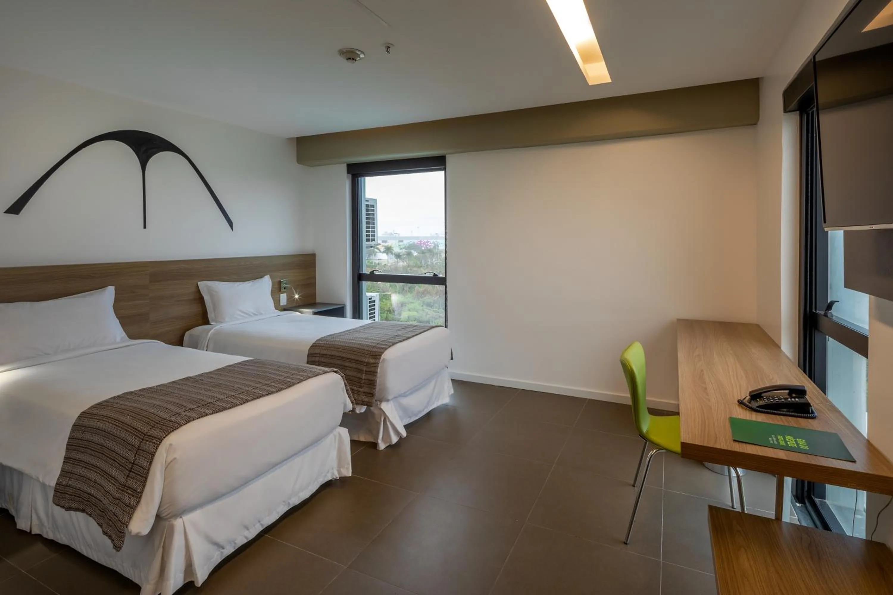 Bed in Linx Galeão by Wish