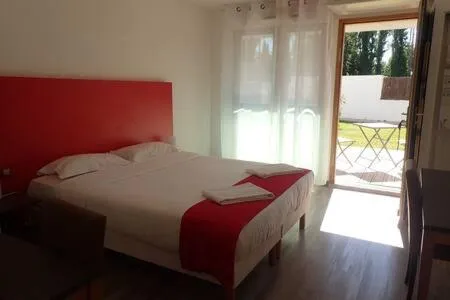 Bed in LES JARDINS D'ATHENA