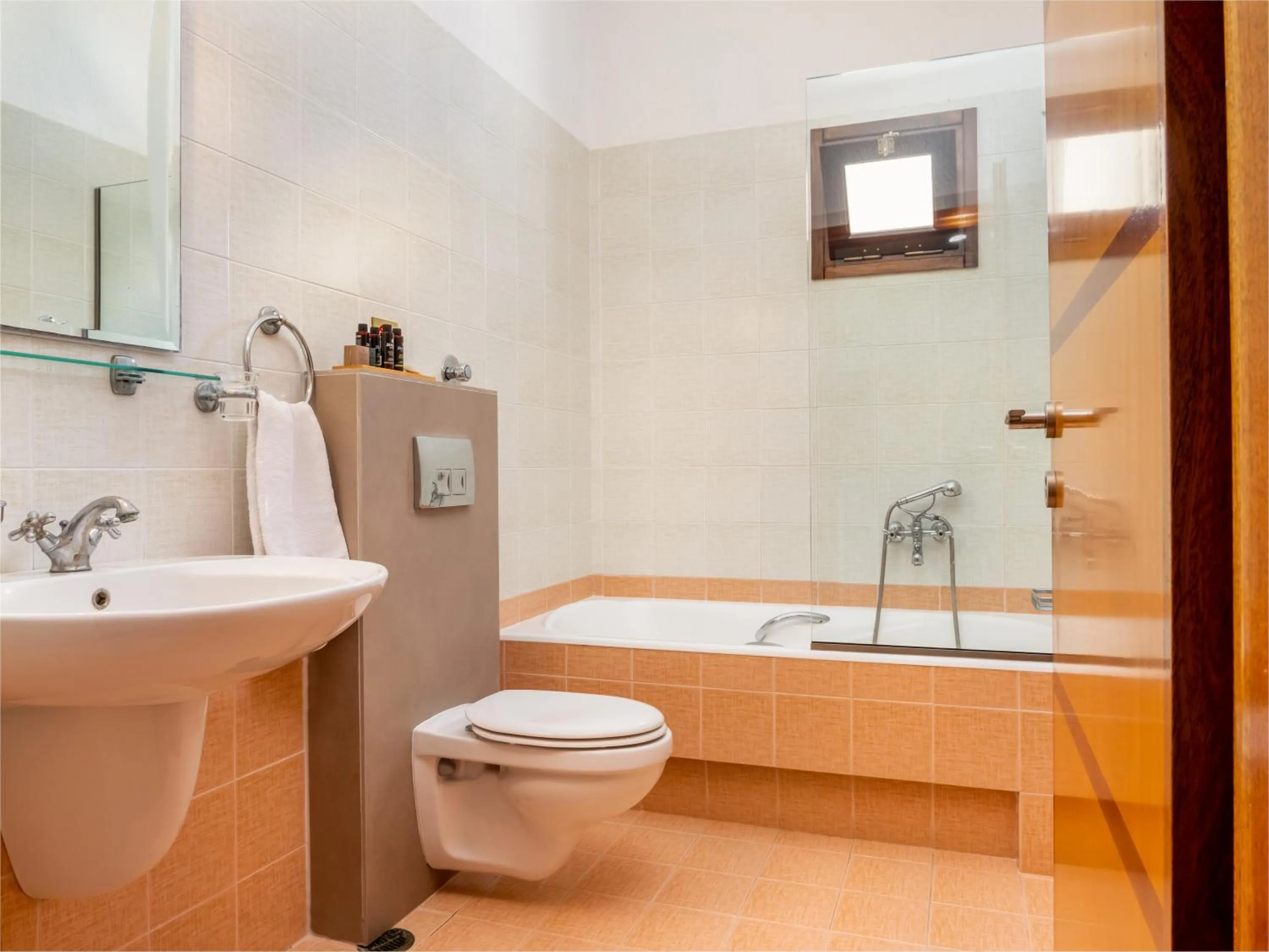 Bathroom in Elounda Alikes Suites & Studios