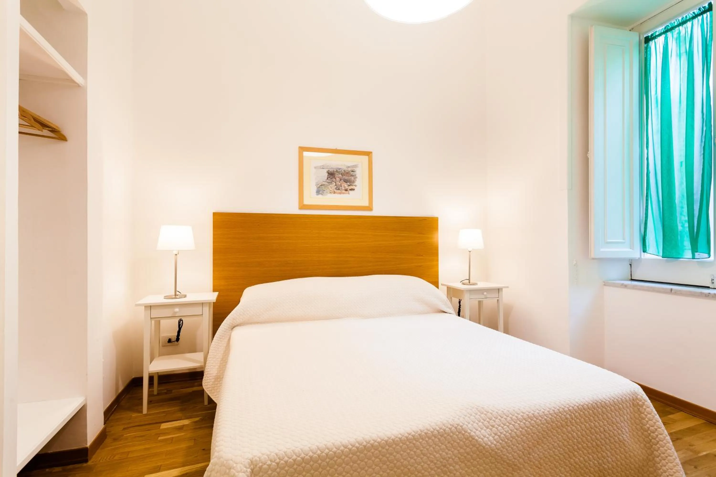 Bed in Corso Italia Suites