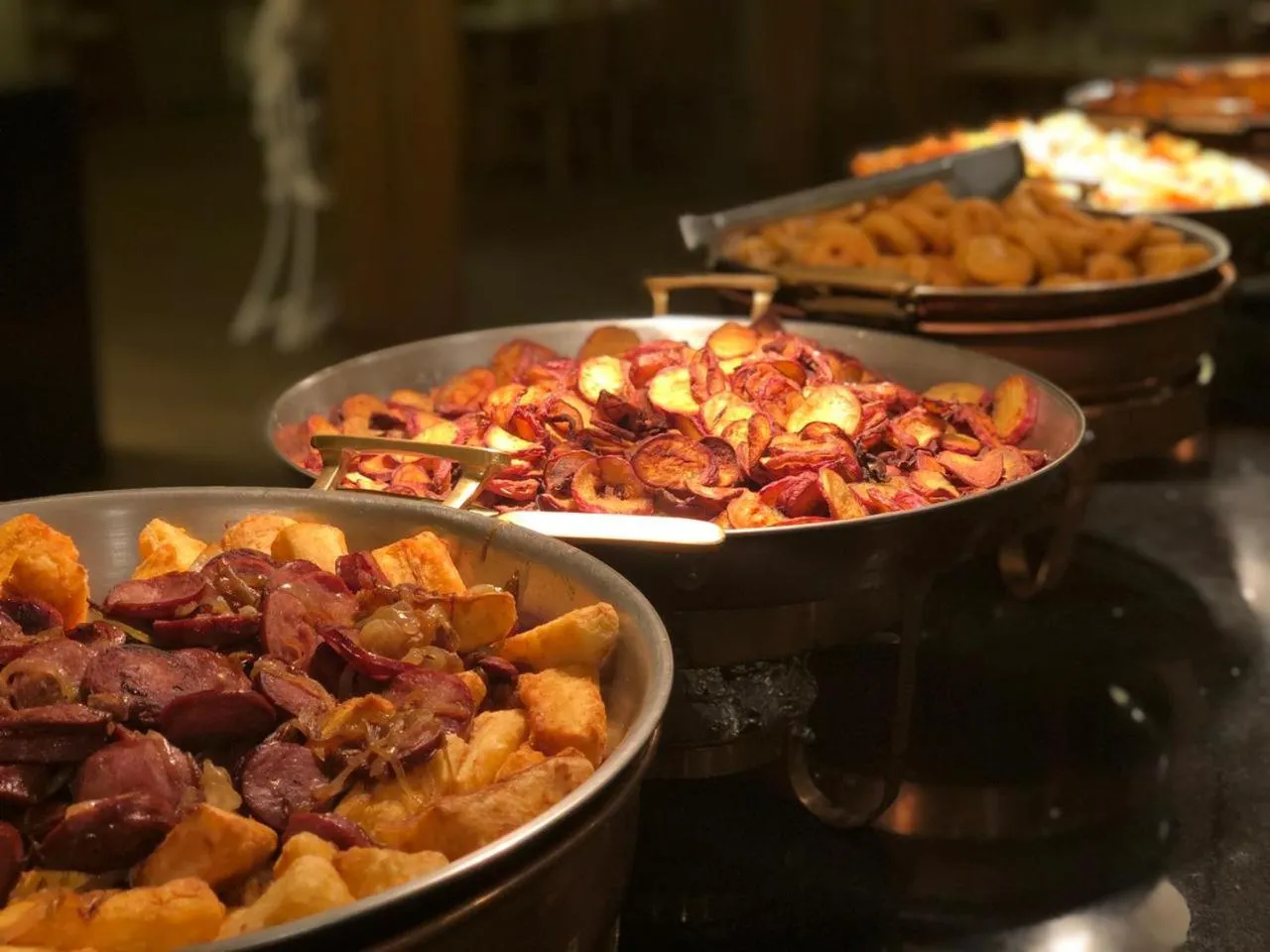 Food in Village Le Canton